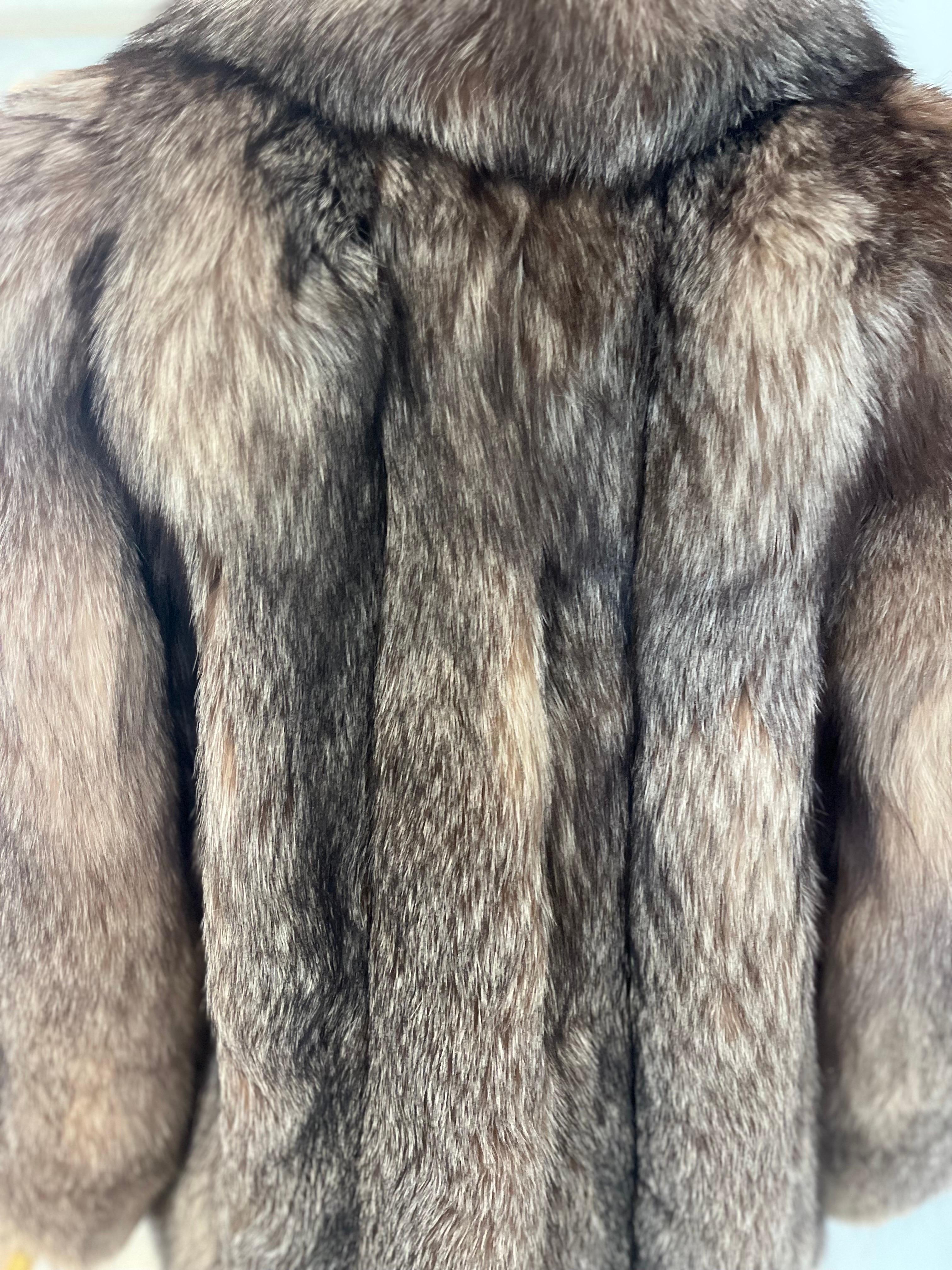 Manteau en fourrure de renard rouge BIll Blass, années 1980 Unisexe en vente