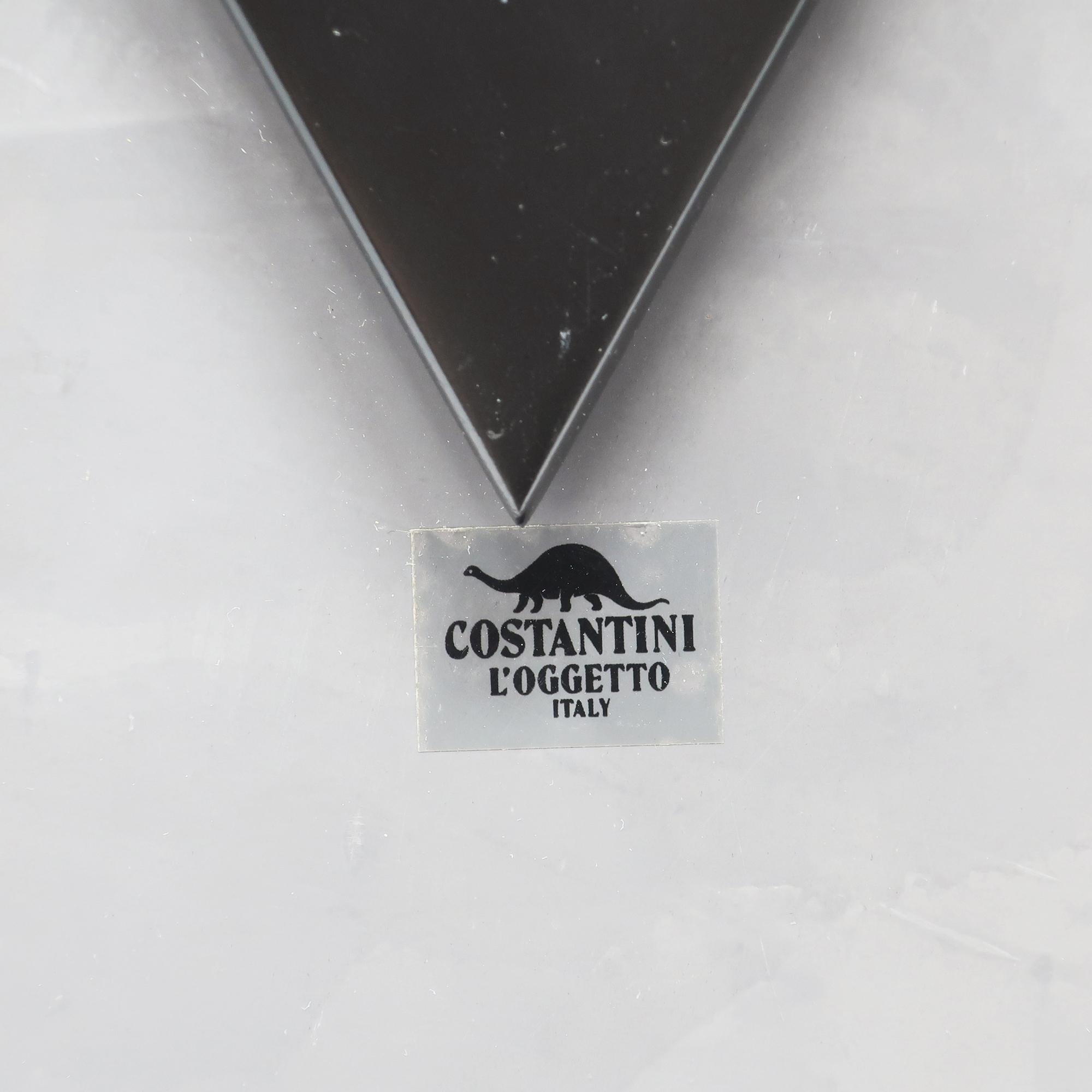 20th Century 1980s Black and Gray Table Clock by Costantini l’Oggetto For Sale
