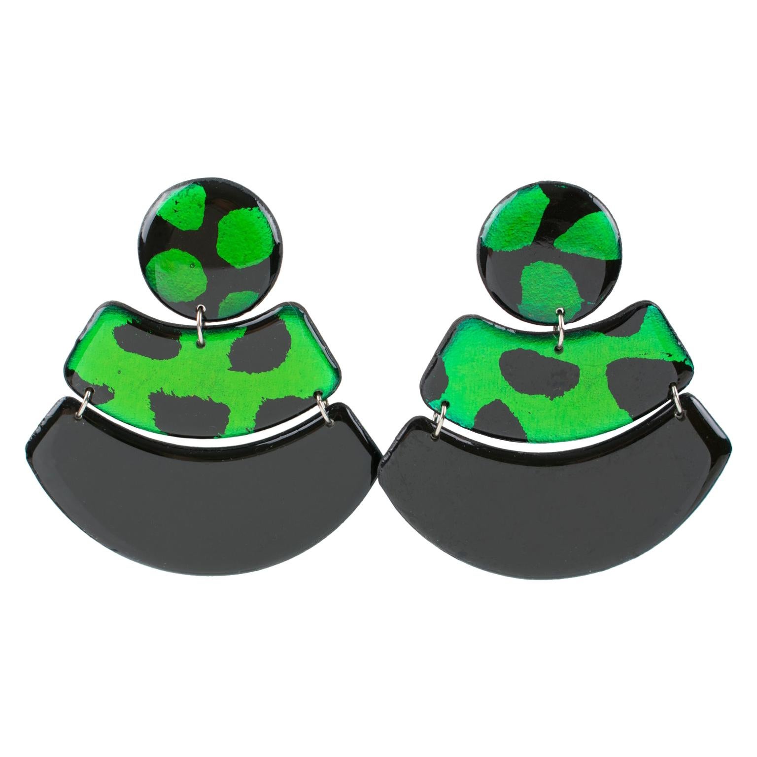 Black and Green Lucite Dangle Clip Earrings For Sale