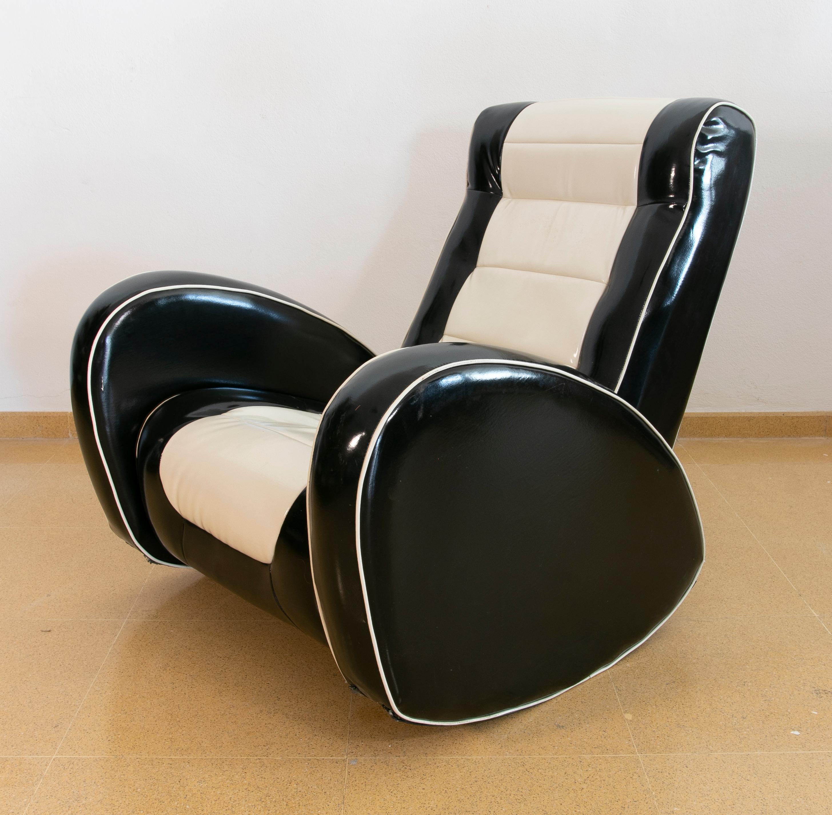 1980s, Black and White Rocking Armchair  In Good Condition For Sale In Marbella, ES