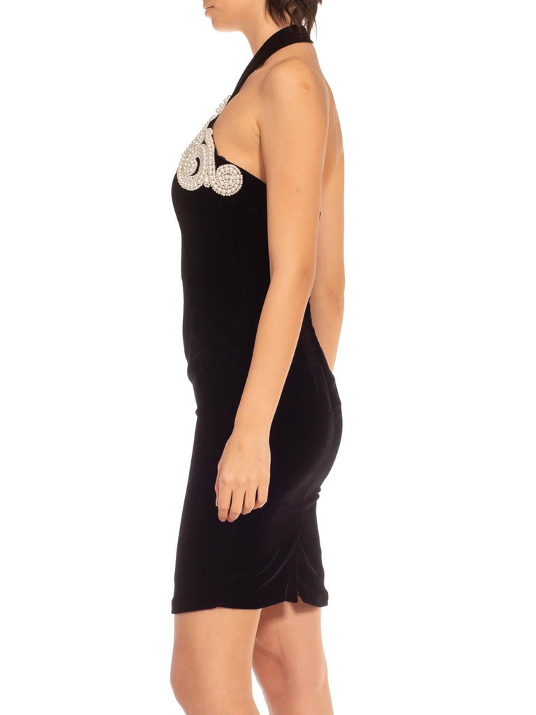 Retro Elegant Black Velvet Midi Dress Pearl Halter Neck Prom Dress DP7526