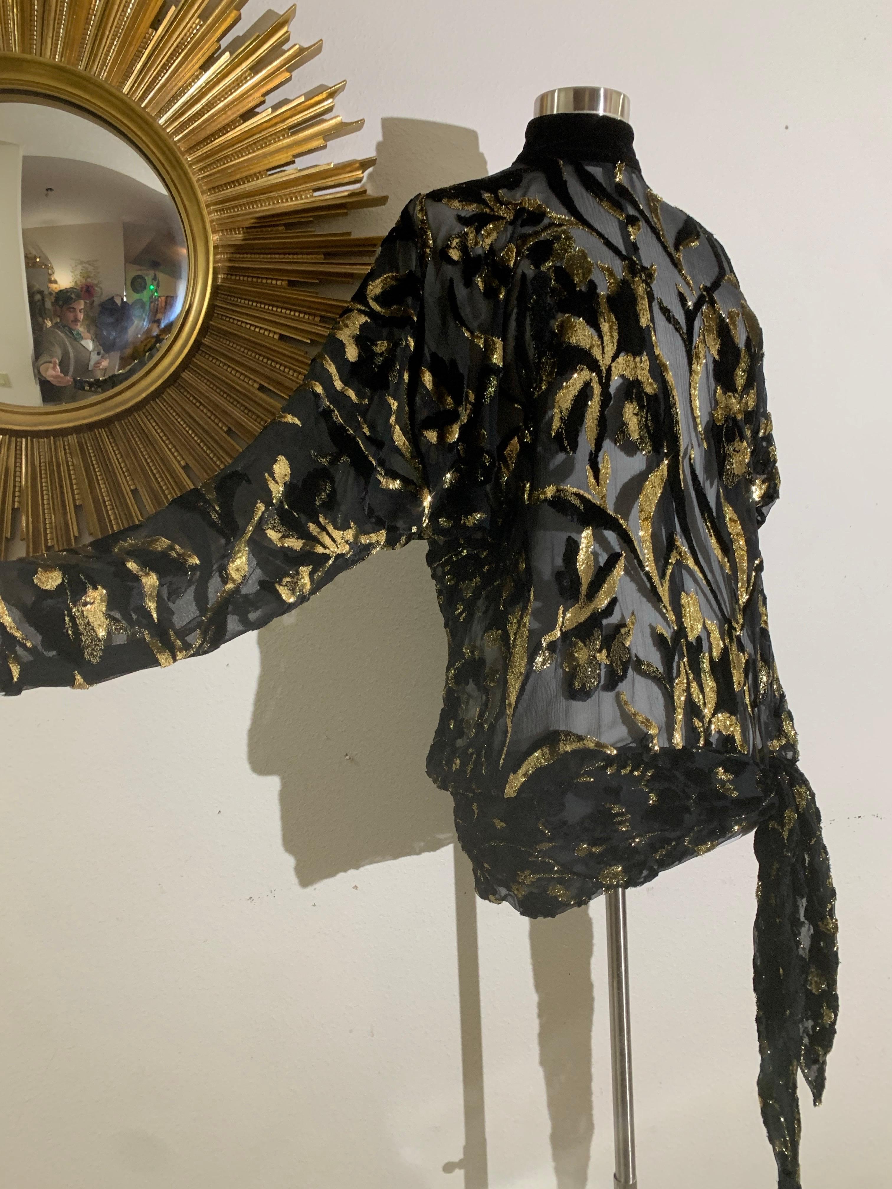 Top in velluto Devore in lurex nero e oro degli anni '80 con maniche lunghe e fusciacca legata ai fianchi in vendita 11