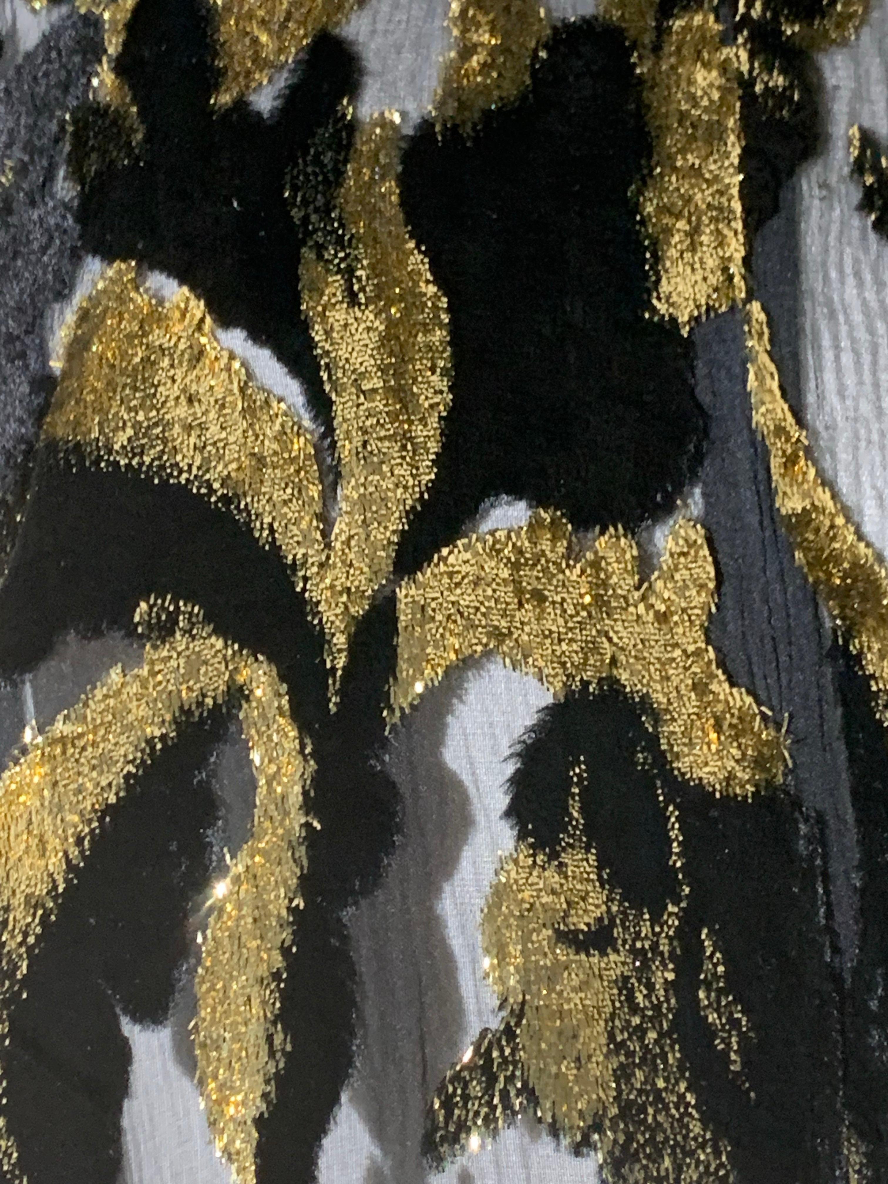 Top in velluto Devore in lurex nero e oro degli anni '80 con maniche lunghe e fusciacca legata ai fianchi in vendita 4