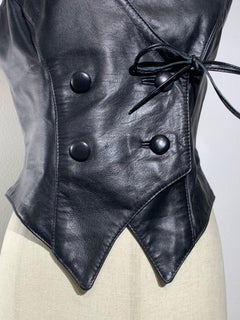 Gilet stile western a doppio petto in pelle di agnello nera degli anni '80