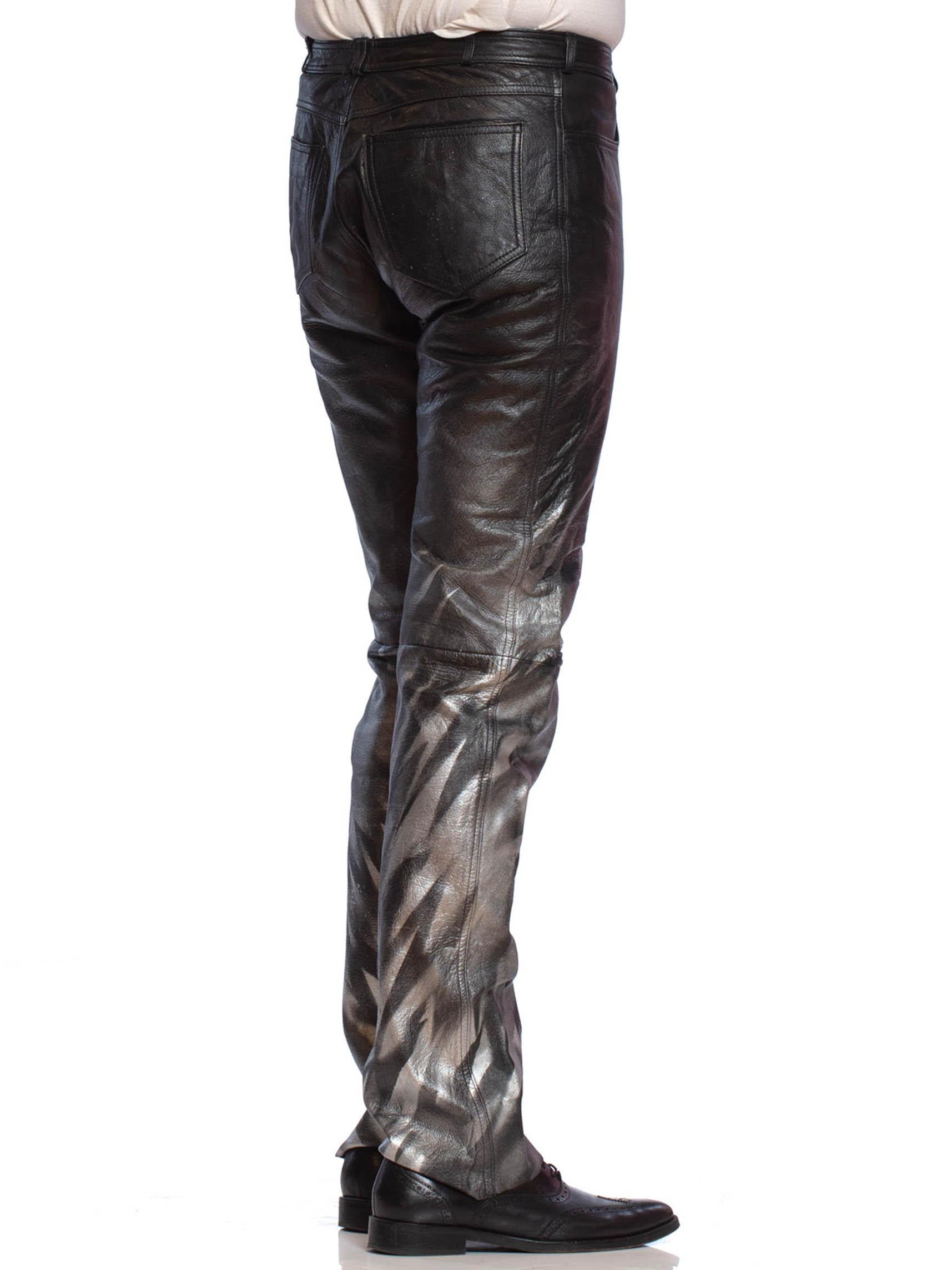 1980S Black Leather Men's Pants With Silver Metallic Graffiti In Excellent Condition For Sale In New York, NY