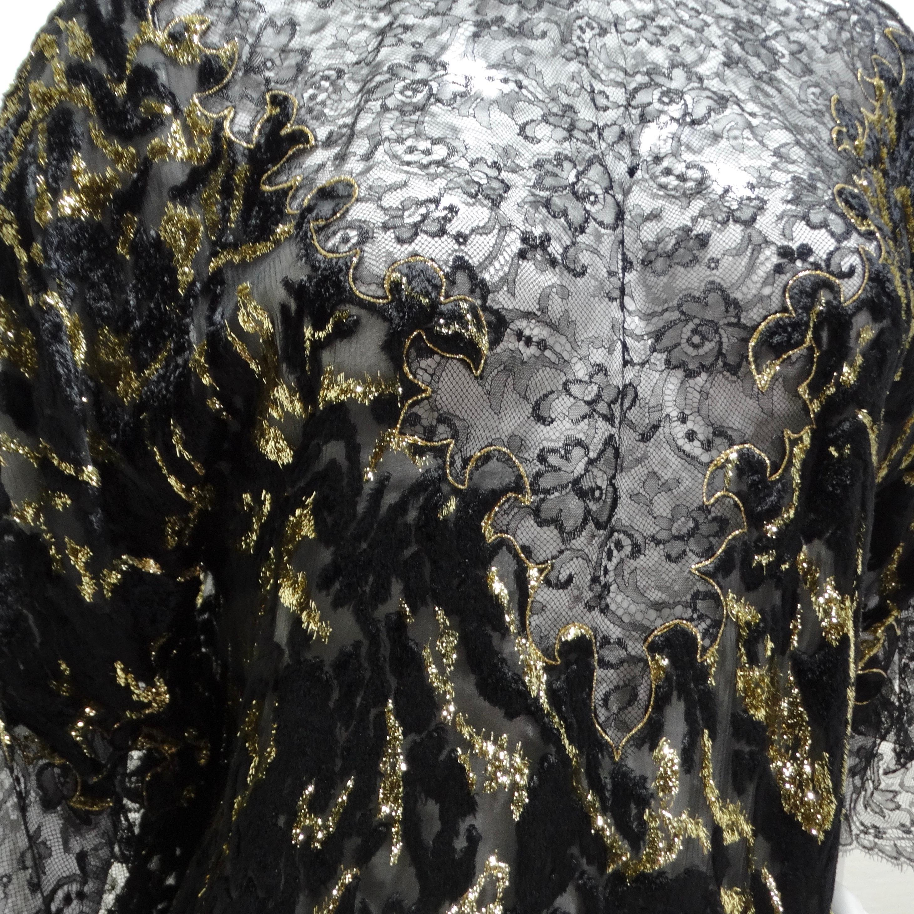 Robe en dentelle noire métallisée et dorée des années 1980 Excellent état - En vente à Scottsdale, AZ
