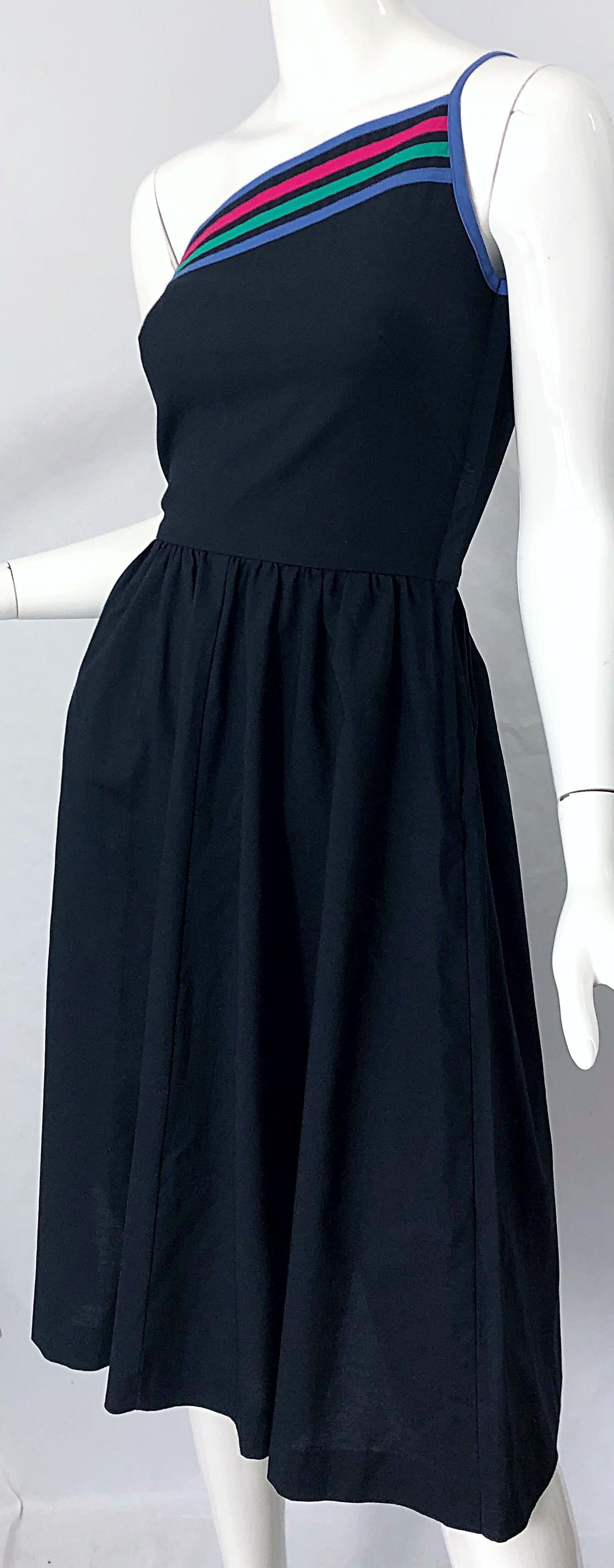 1980s Black One Shoulder Cotton Fit n ' Flare Vintage 80s Striped Dress In Excellent Condition For Sale In San Diego, CA