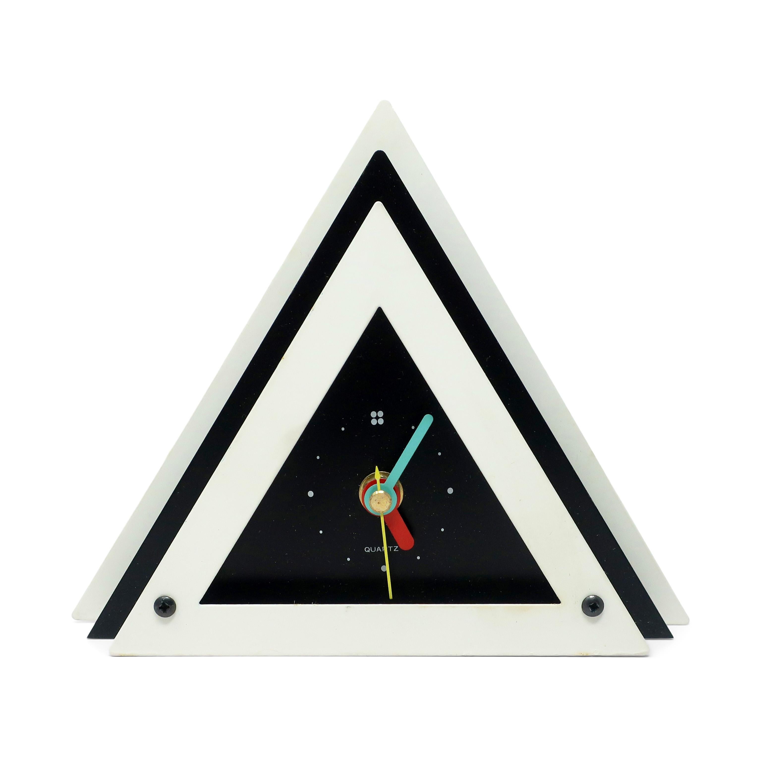 1980s Black & White Stacked Desk or Mantel Clock In Good Condition For Sale In Brooklyn, NY