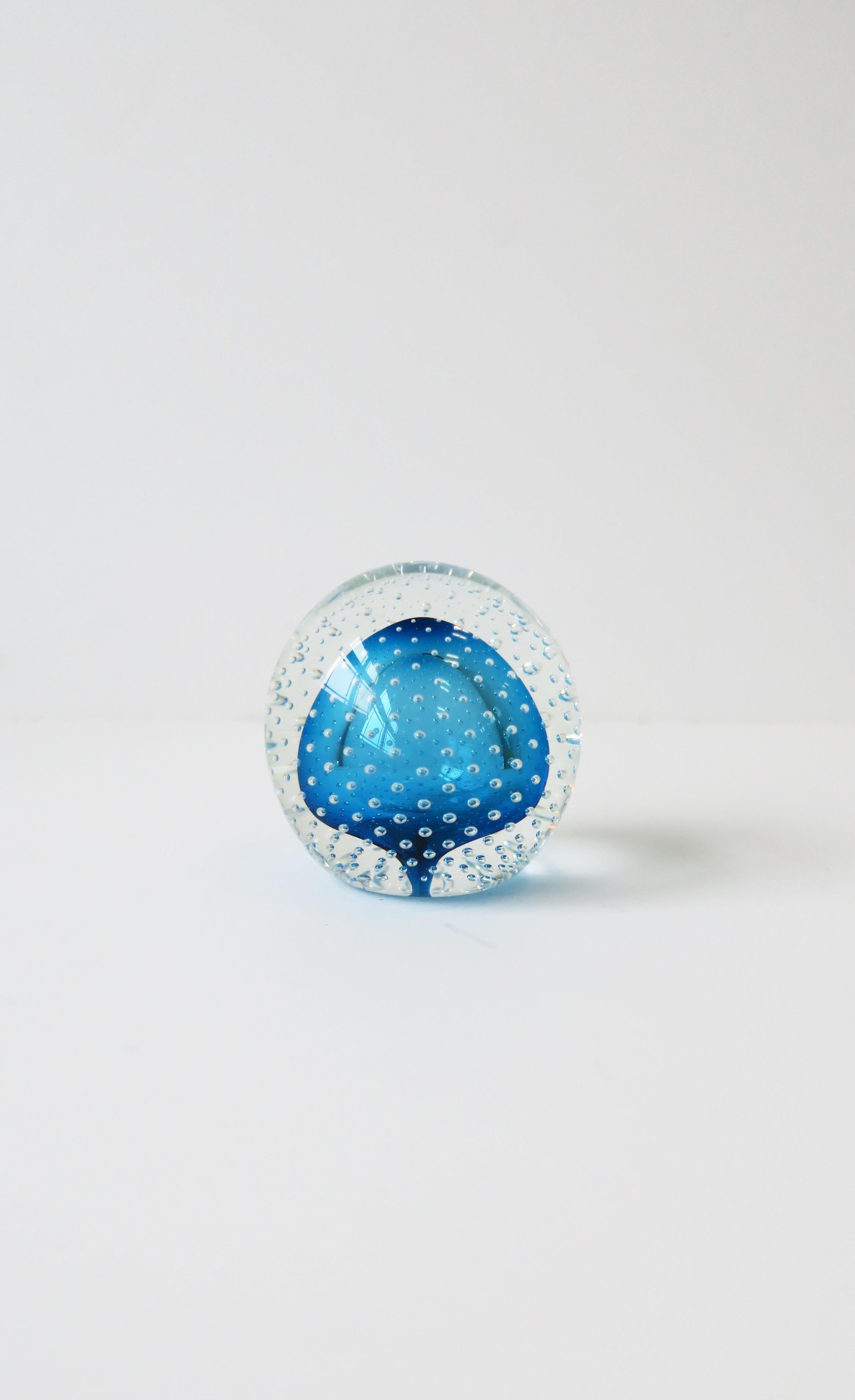 1980s Blue and Clear Art Glass Decorative Object or Paperweight In Excellent Condition In New York, NY