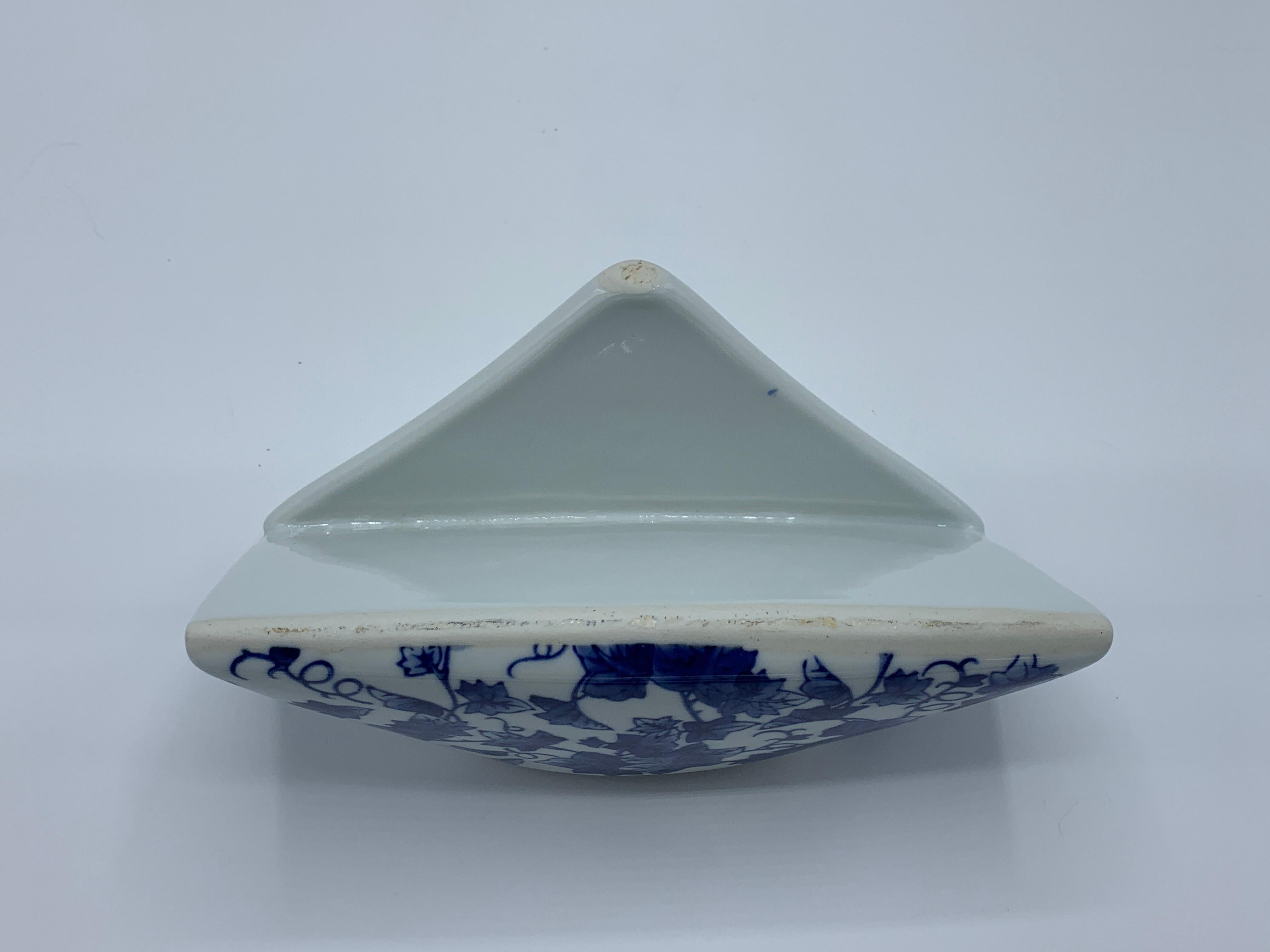 1980s Blue and White Porcelain Letter Holder with Ivy Motif For Sale 1