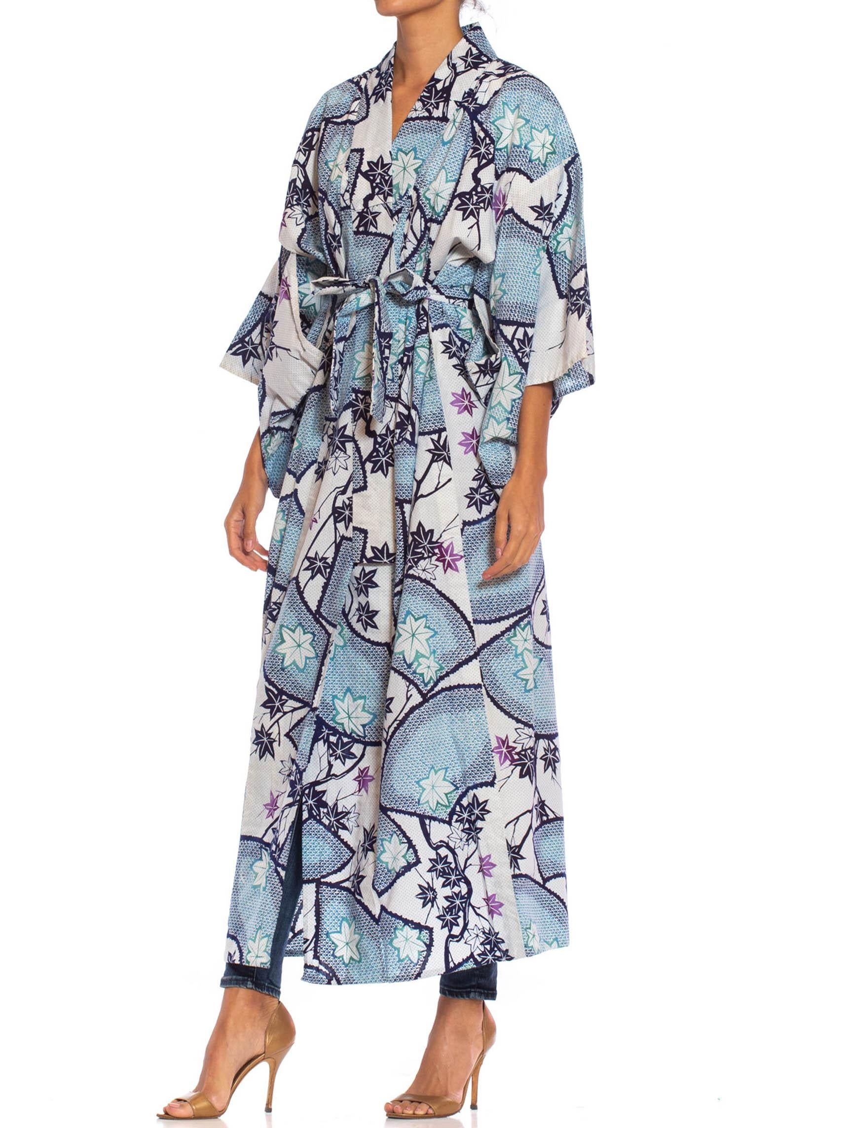 1980S Blue & White Cotton Japanese Maple Leaf Shibori Print Kimono Robe Sash For Sale 1