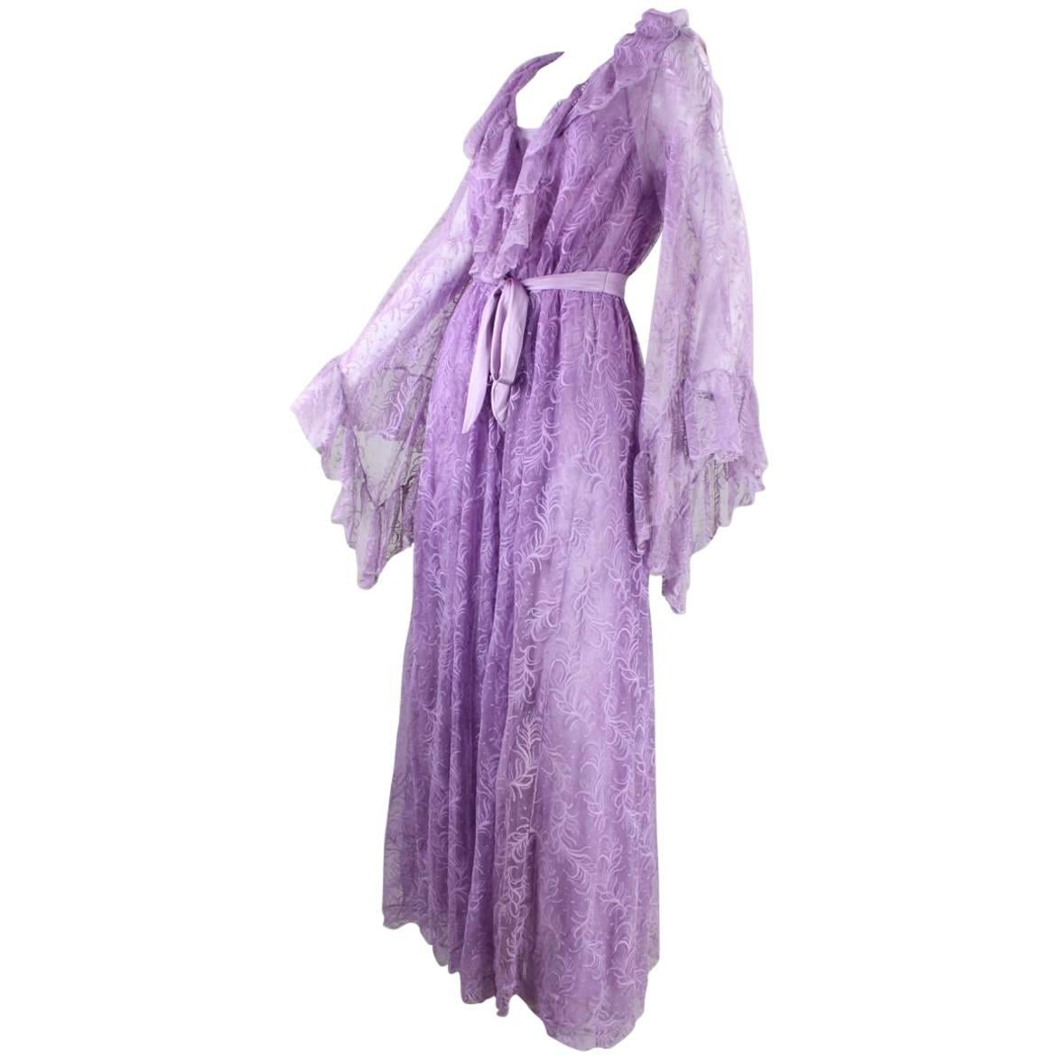 1980
s Bob Mackie for Glydons Lilac Lace Peignoir Set For Sale