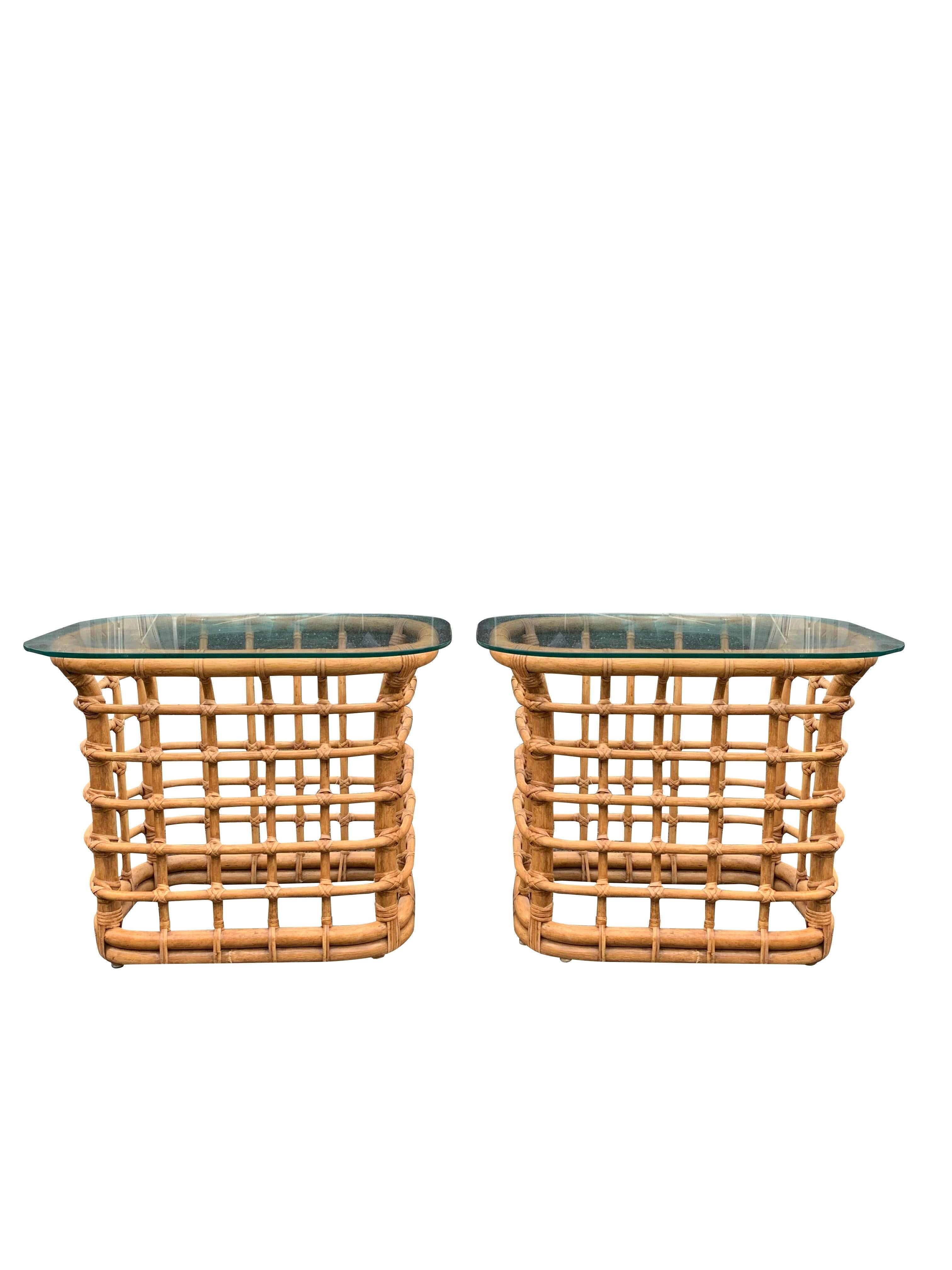 1980er Boho Chic Modern Bambus Rattan Beistelltische - ein Paar im Angebot 2