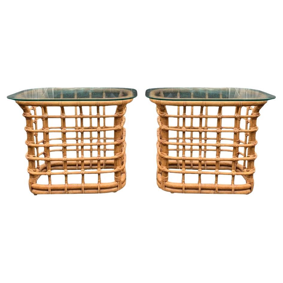 1980er Boho Chic Modern Bambus Rattan Beistelltische - ein Paar