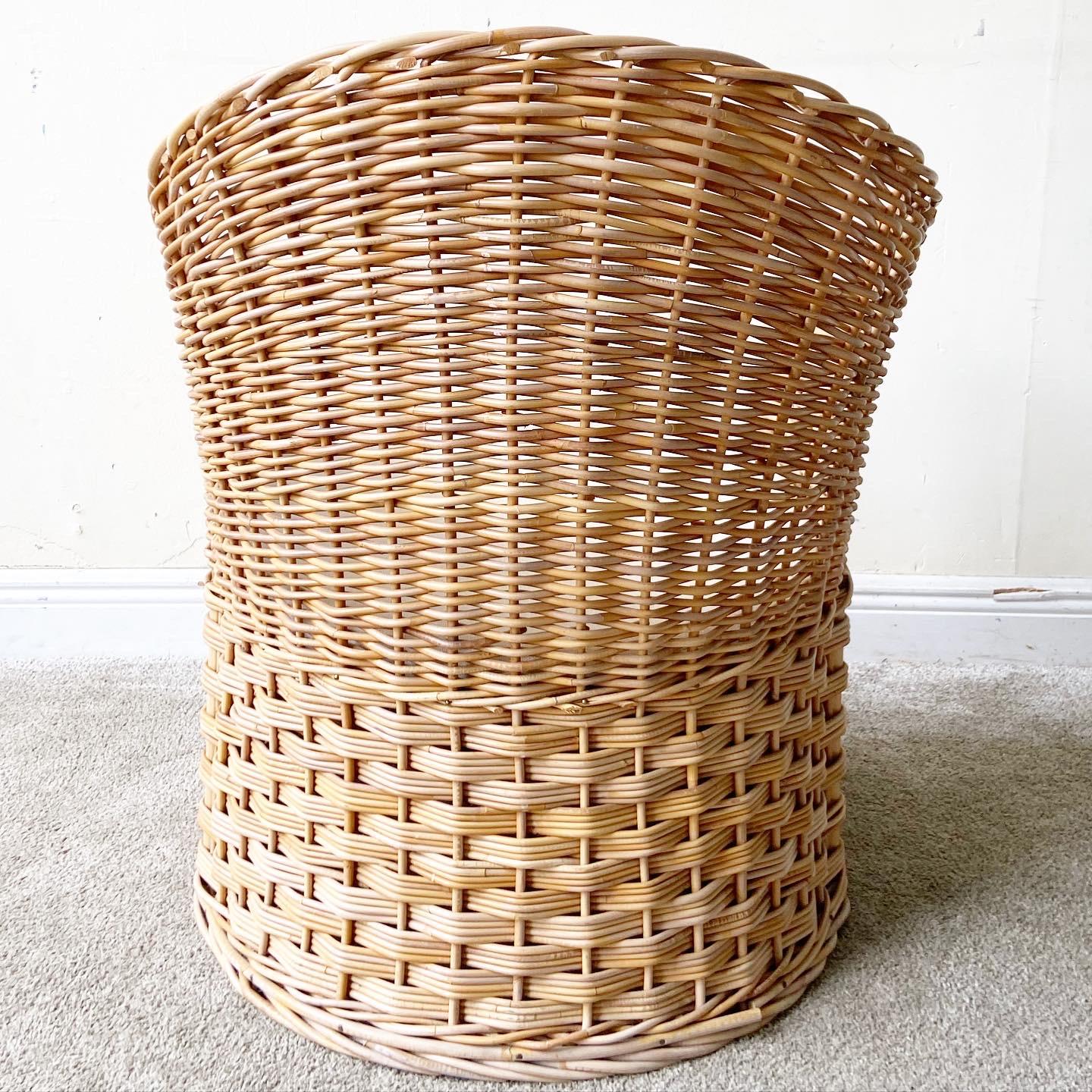 Late 20th Century 1980s Boho Chic Wicker Barrel Chair With Tufted White Cushions For Sale