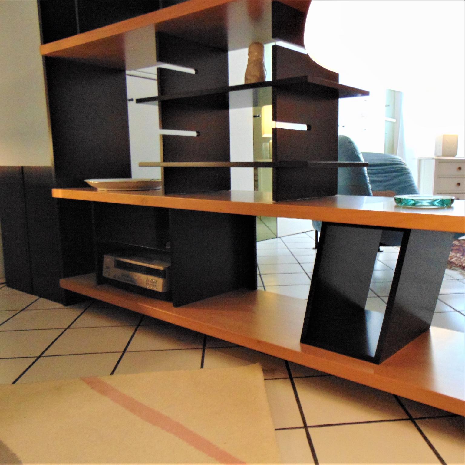 1980s Bookshelf, Walnut and Black Satin Lacquer, Sormani, Italy For Sale 5