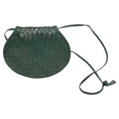 BOTTEGA VENETA años 80 mini bolso verde de piel tejida con correa larga