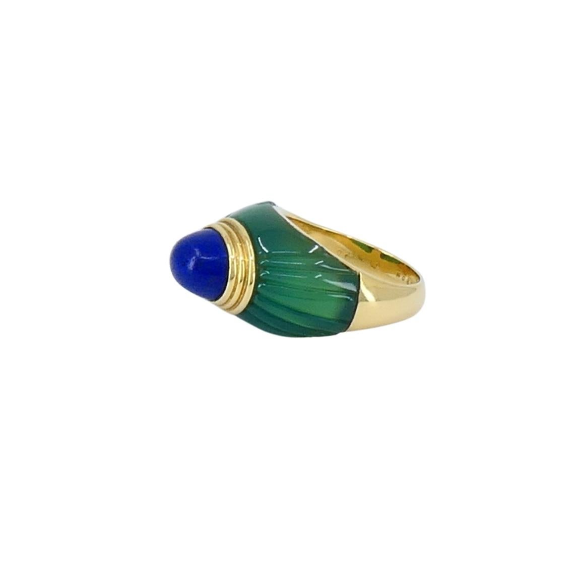 Women's 1980's Boucheron Jaipur Ring 18k Gold Chrysophrase Lapis Lazuli Original Pouch For Sale