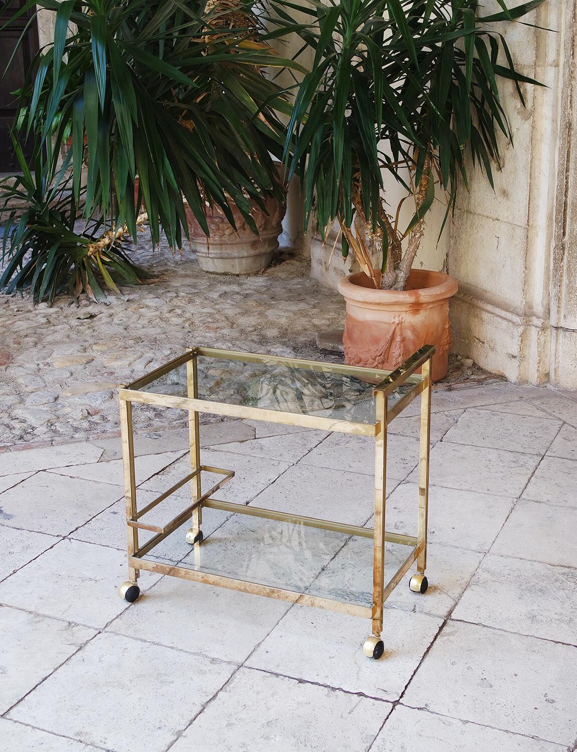 1980s Brass and Glass Italian Drinks Trolley with patina For Sale 6