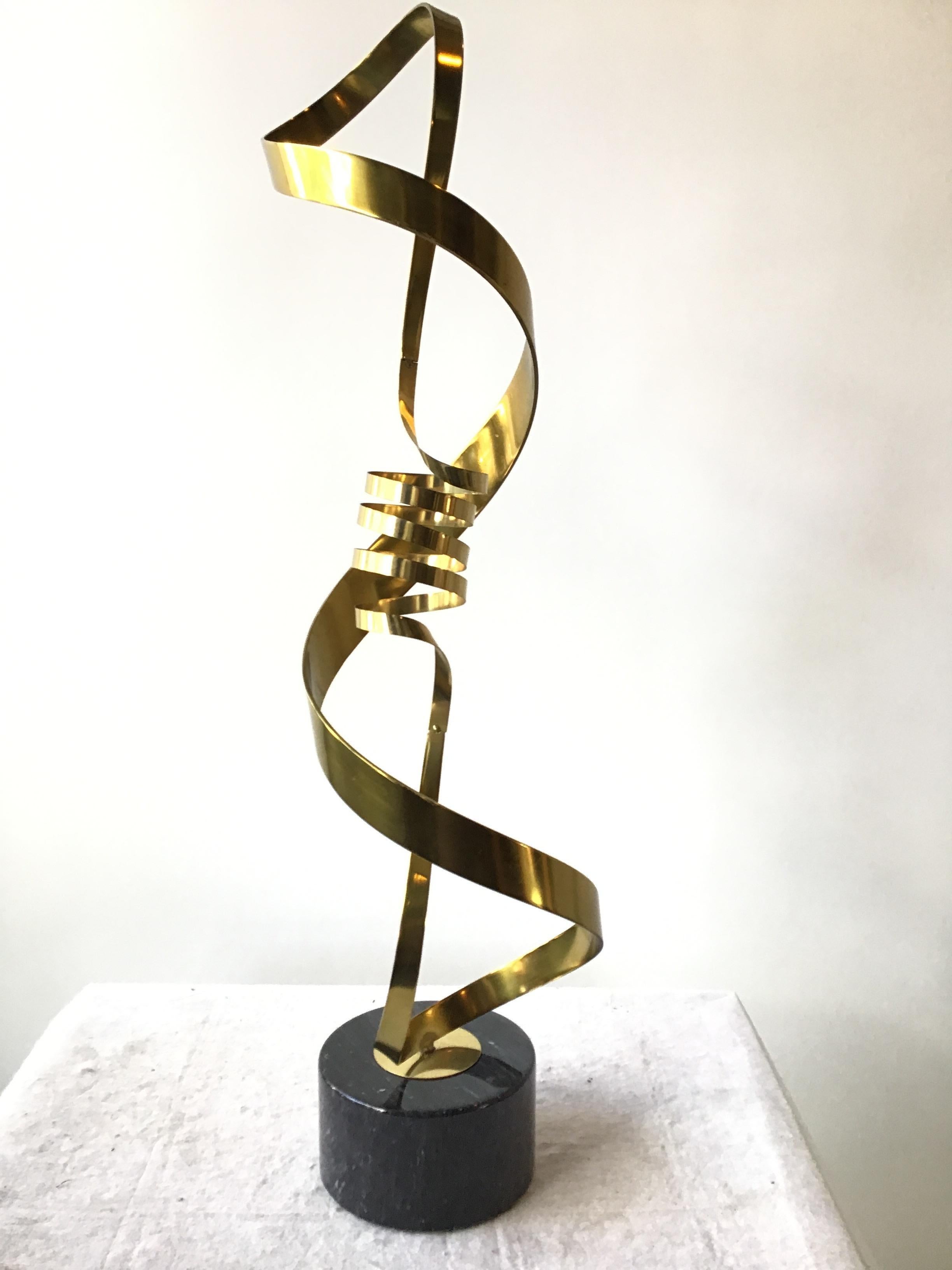1980s Brass Ribbon Abstract Sculpture on Marble Base For Sale 7
