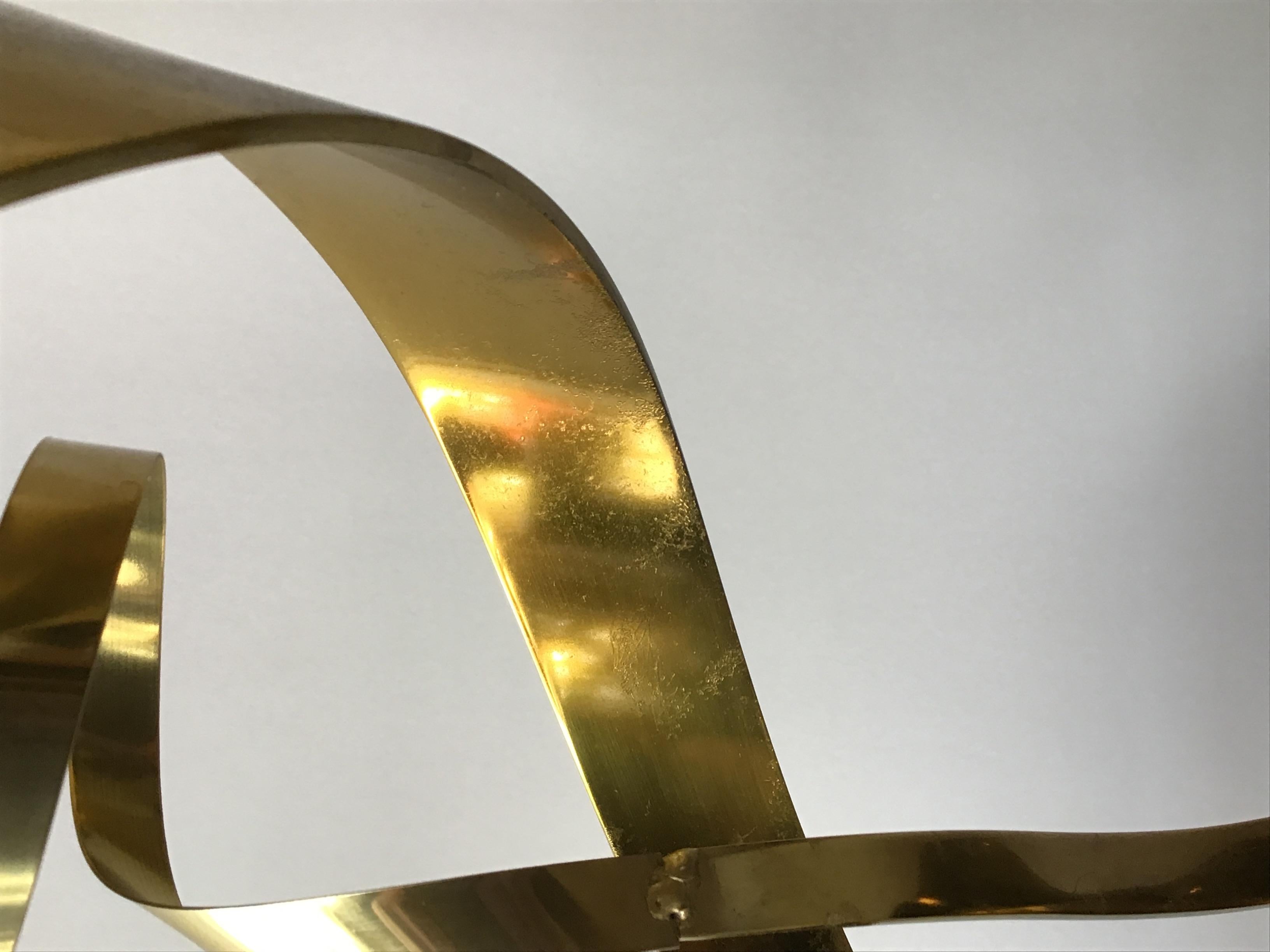 1980s Brass Ribbon Abstract Sculpture on Marble Base For Sale 5