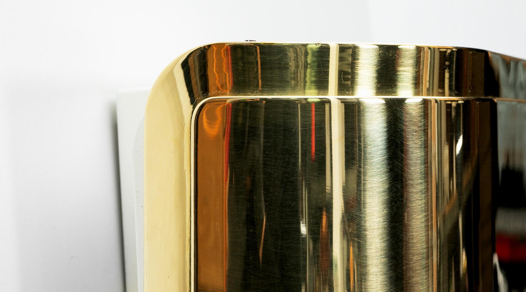 Late 20th Century 1980s Brass Wall-Mounted Sconce by Warren Platner 'c' For Sale