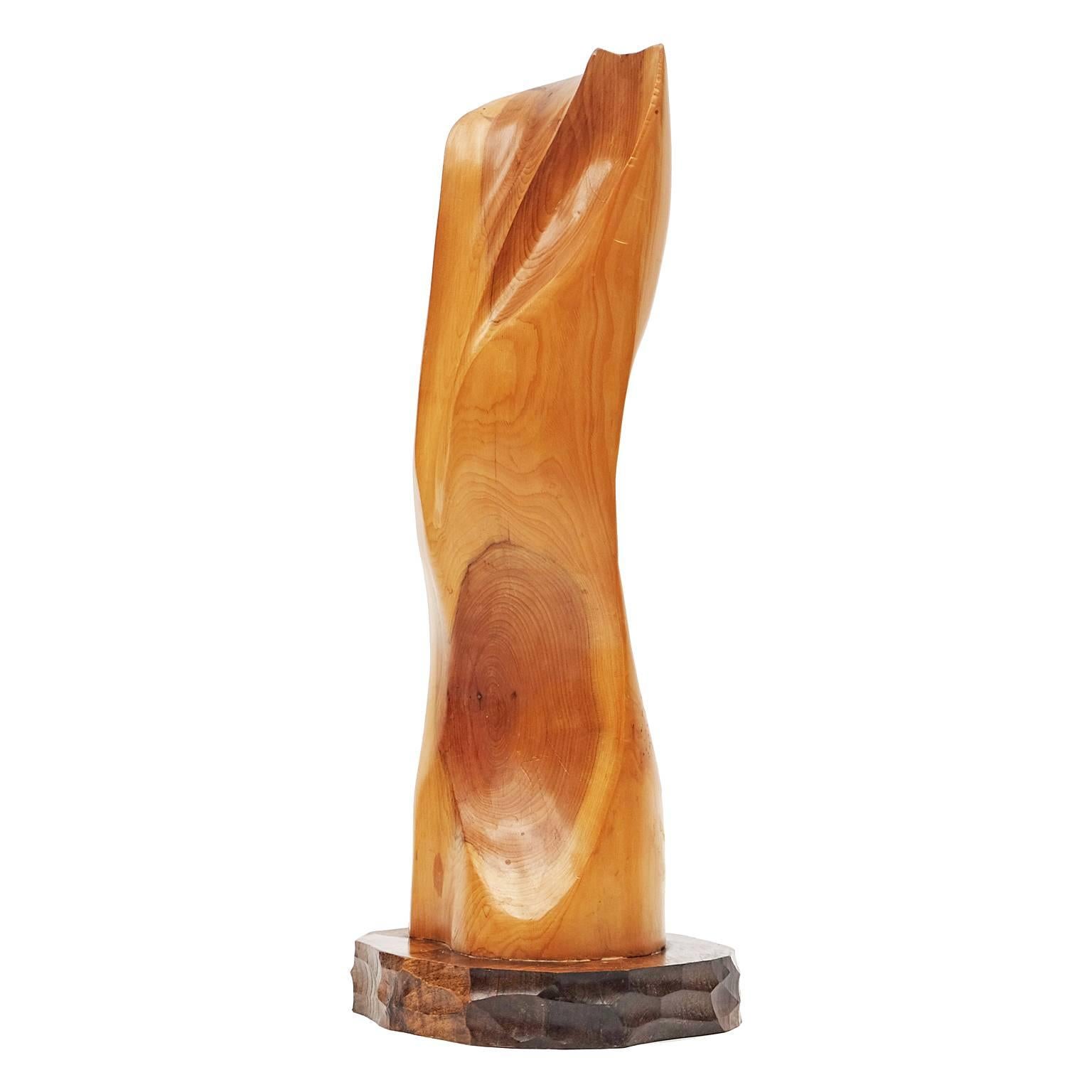 Abstract wooden sculpture designed and made by the British sculptor Russell Watson, UK, 1980.

Hand carved figured yew form. Signed to base.

Measures: H 42cm x W 17cm x D 15cm.