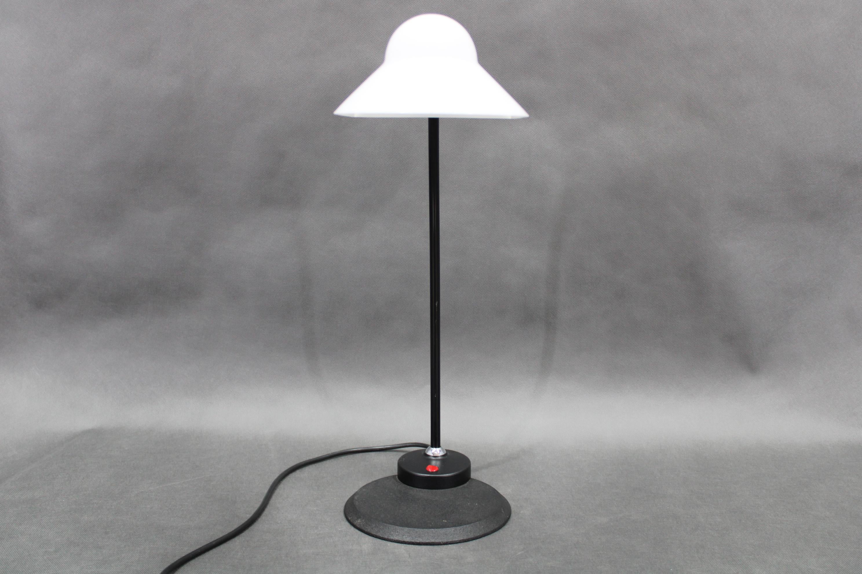 1980s Broggi and Burckhardt model Lula Table Lamp for Programma Luce, Italy For Sale 9
