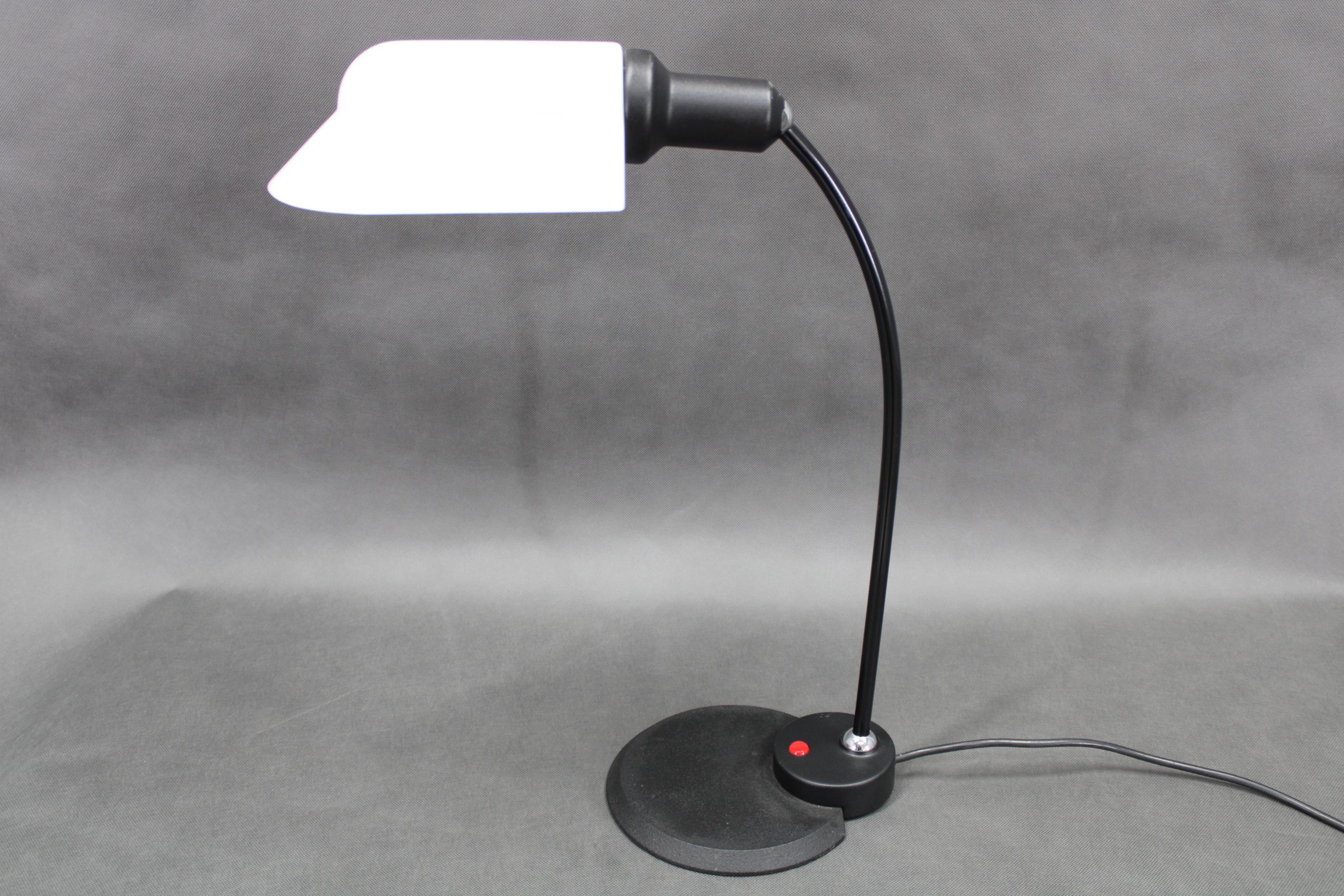 Mid-Century Modern 1980s Broggi and Burckhardt model Lula Table Lamp for Programma Luce, Italy For Sale