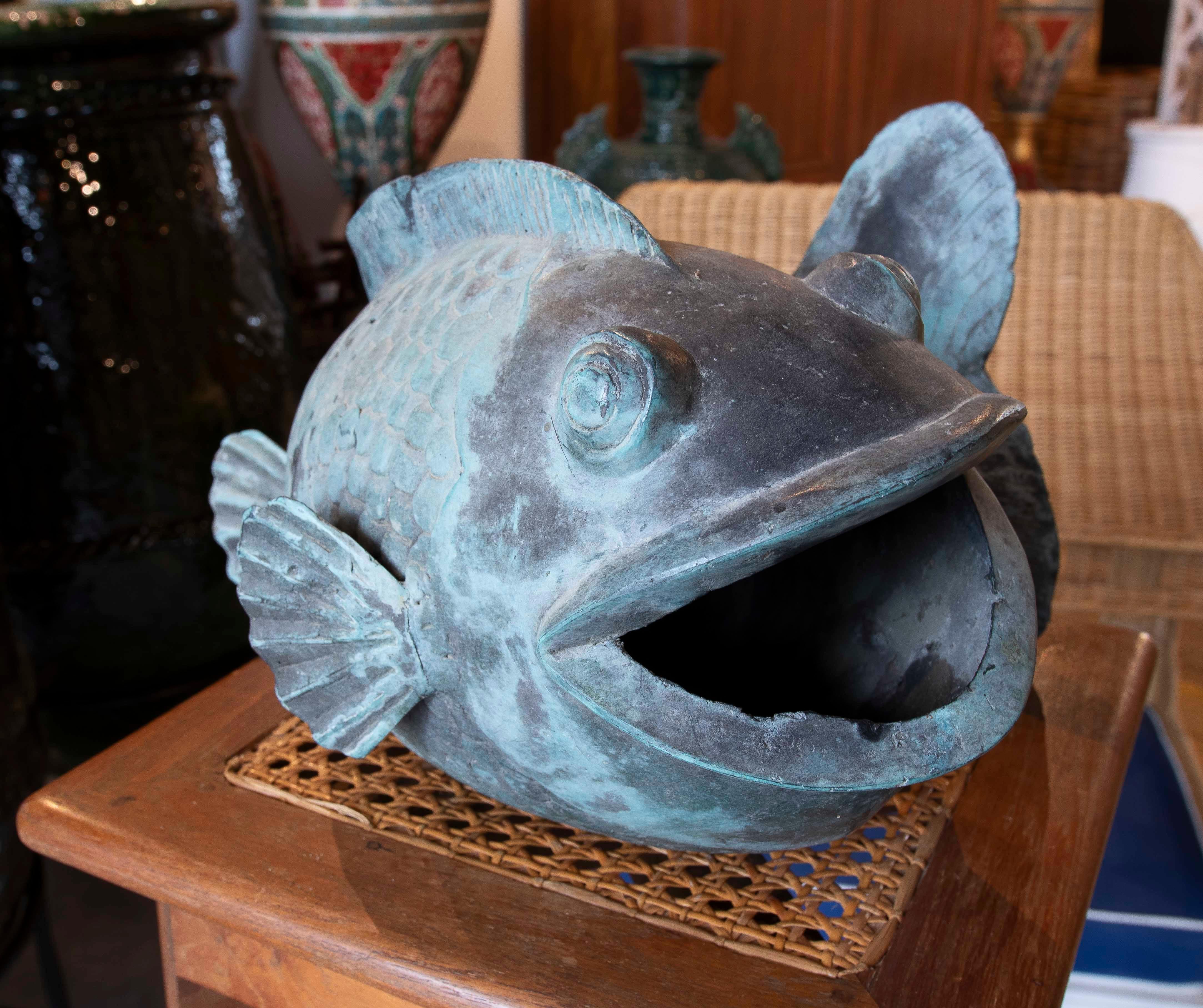 1980s Bronze Fish Sculpture for Fountain in Antique Green Finish In Good Condition For Sale In Marbella, ES