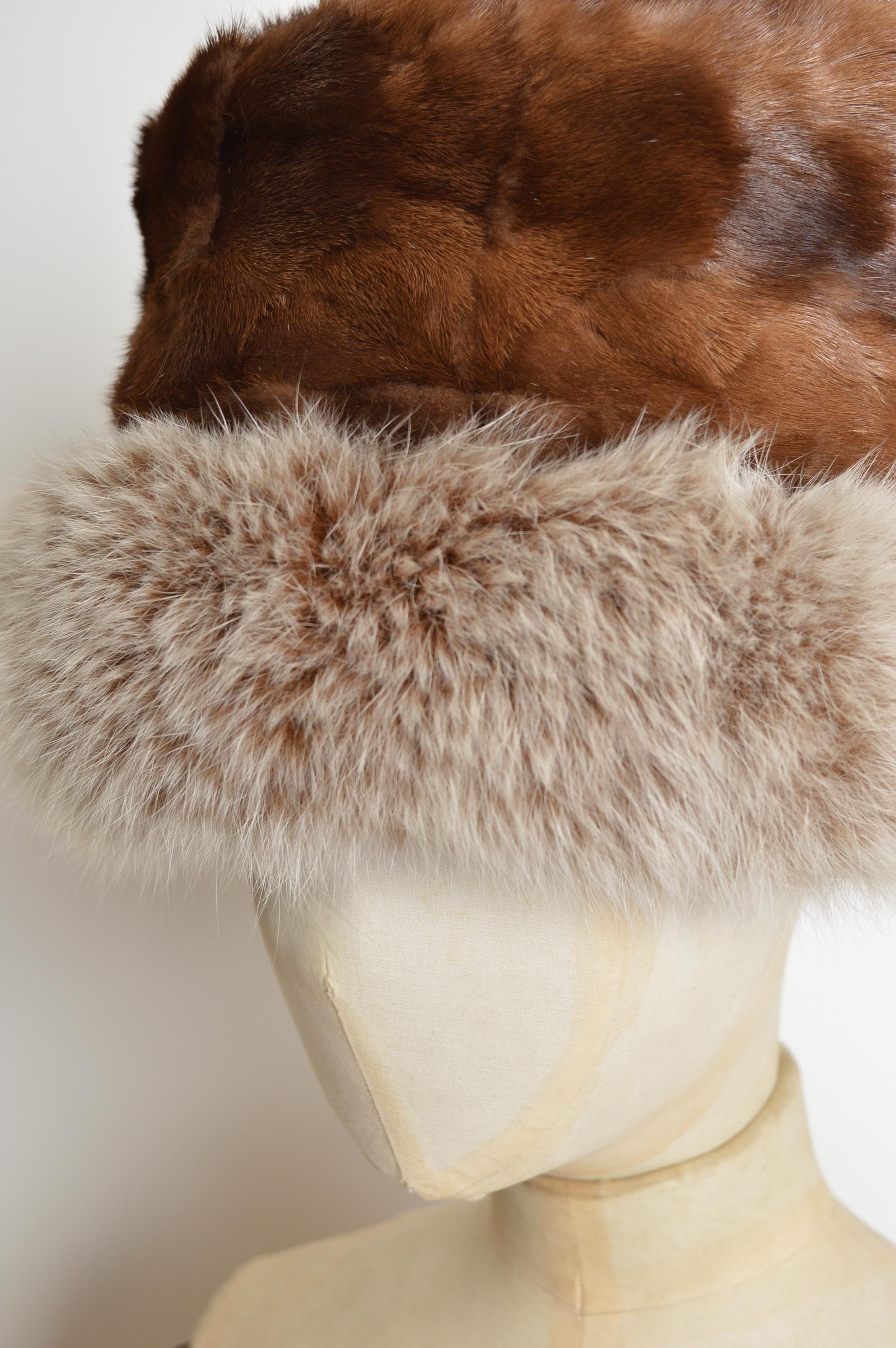 1980 Brown Mink & Fox Trim Real Fur Matching Gilet Coat & Hat - Set en vente 11