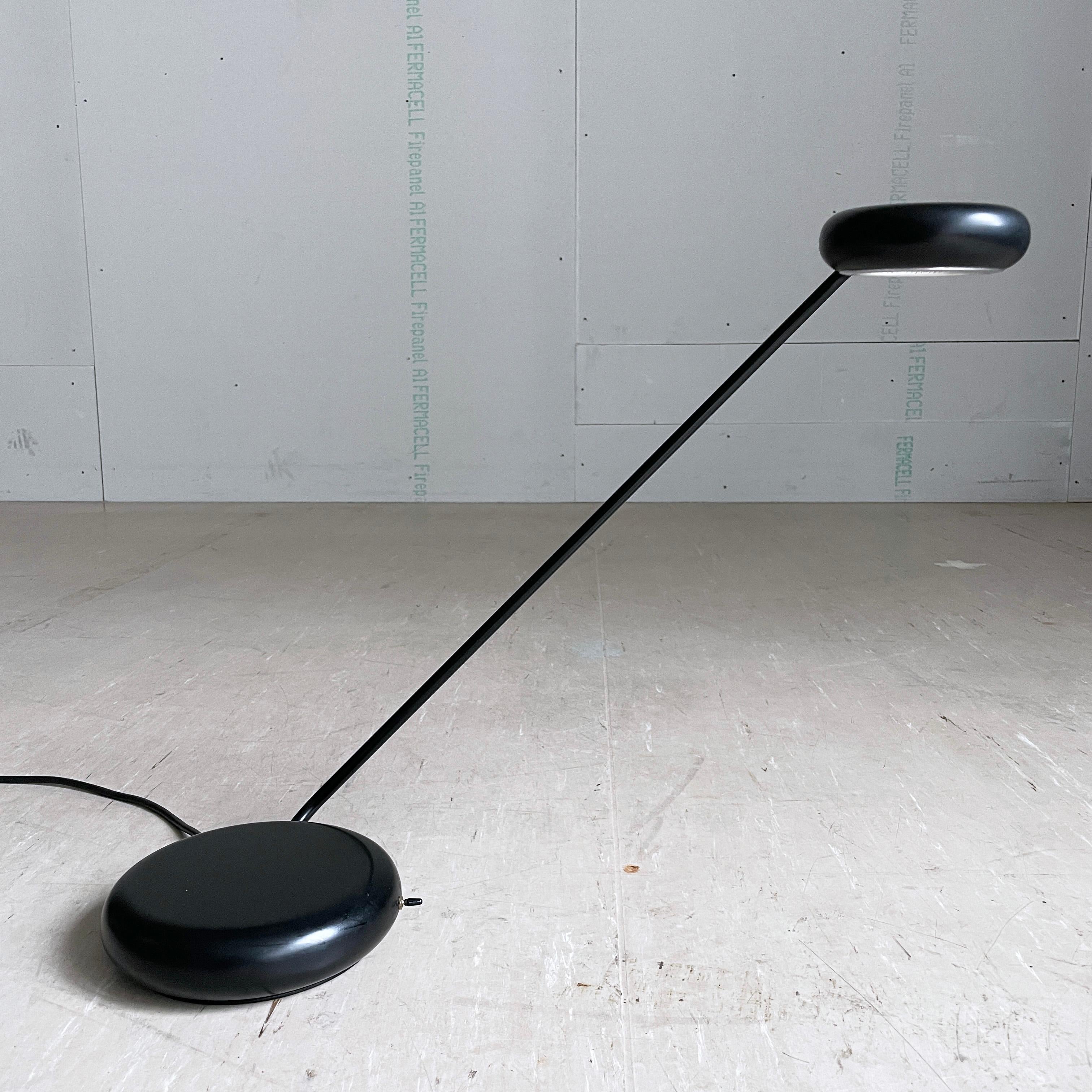 1980er Bruno Gecchelin MEBLO Schreibtisch / Tischlampe (Postmoderne) im Angebot