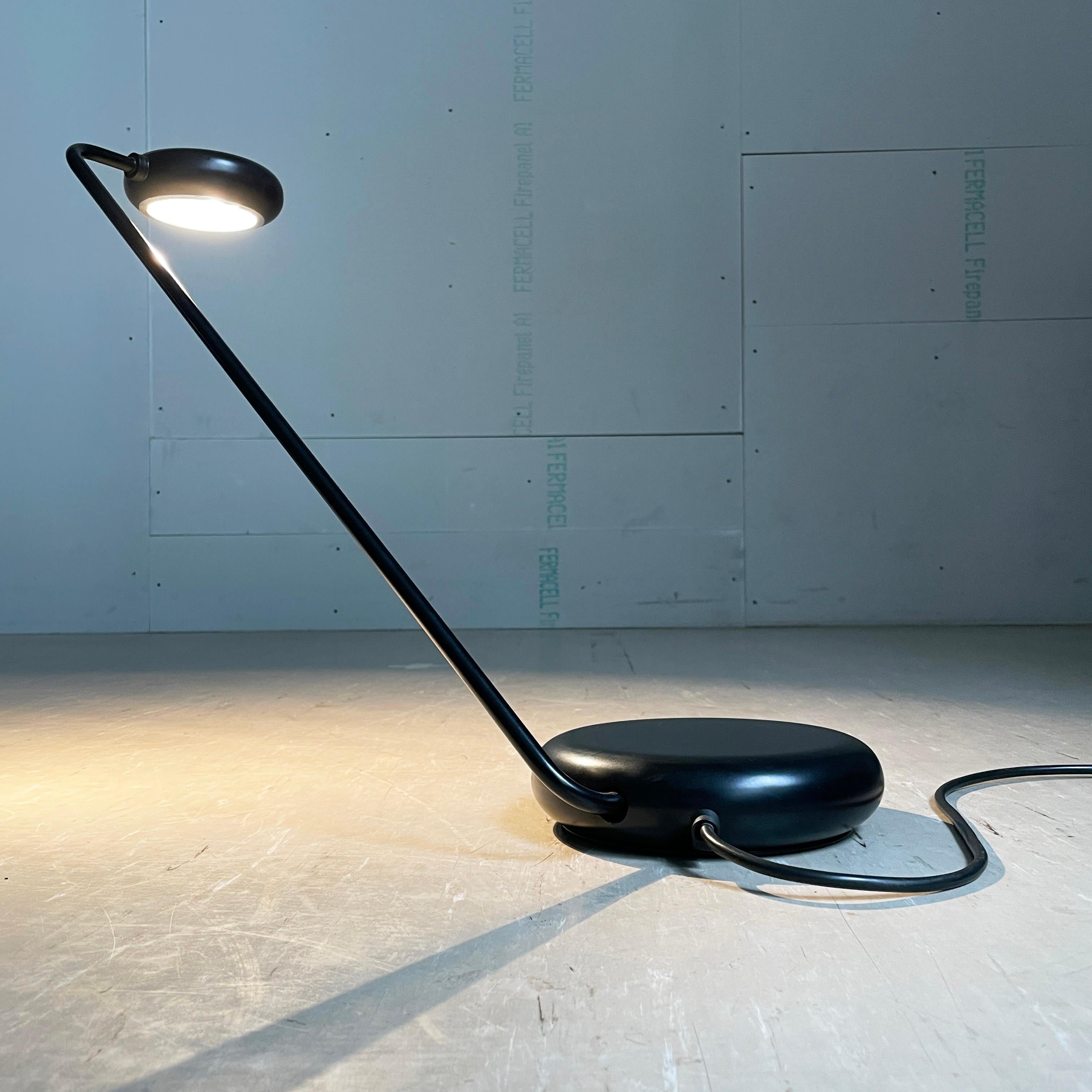 1980er Bruno Gecchelin MEBLO Schreibtisch / Tischlampe (Metall) im Angebot