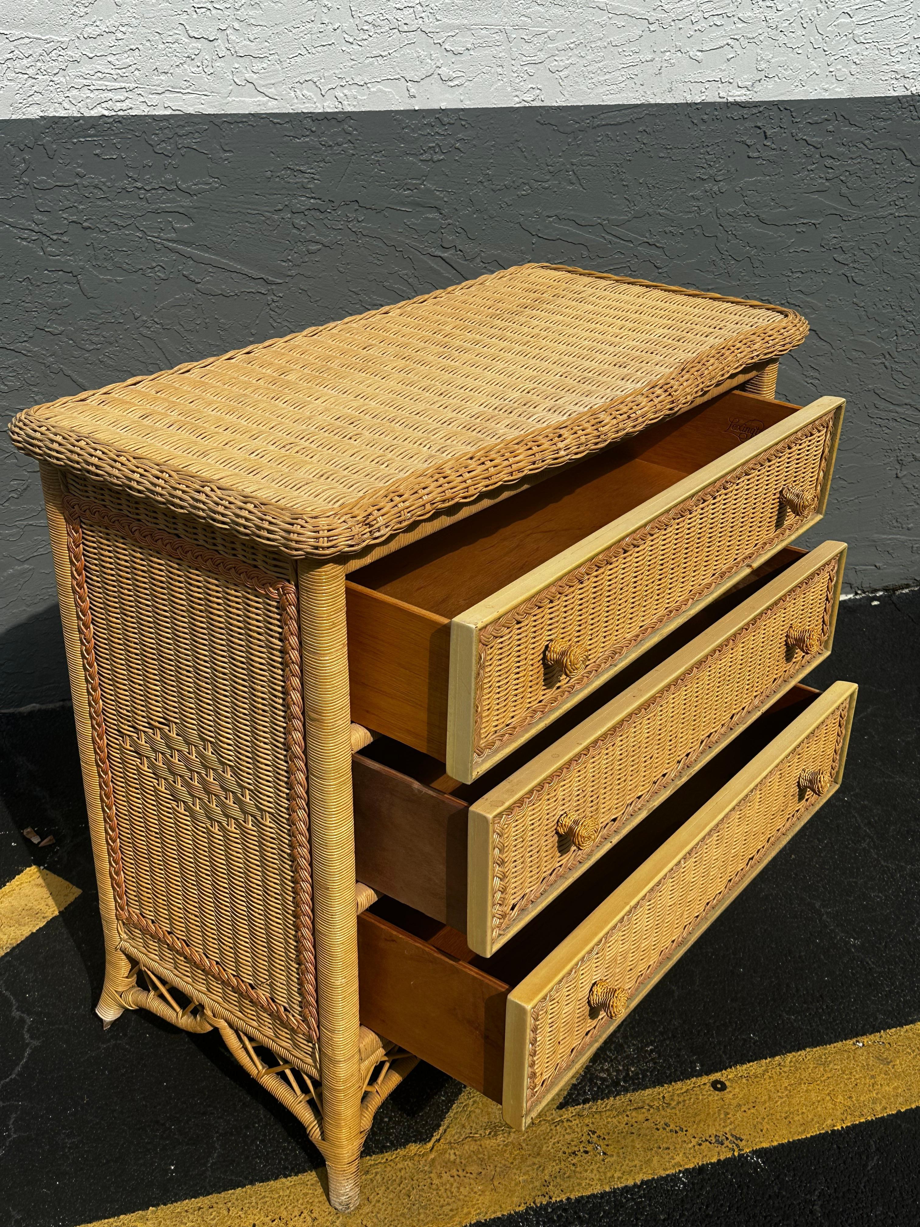 Cassettone Budji anni '80 in bambù bruciato e rattan intrecciato in vendita 3