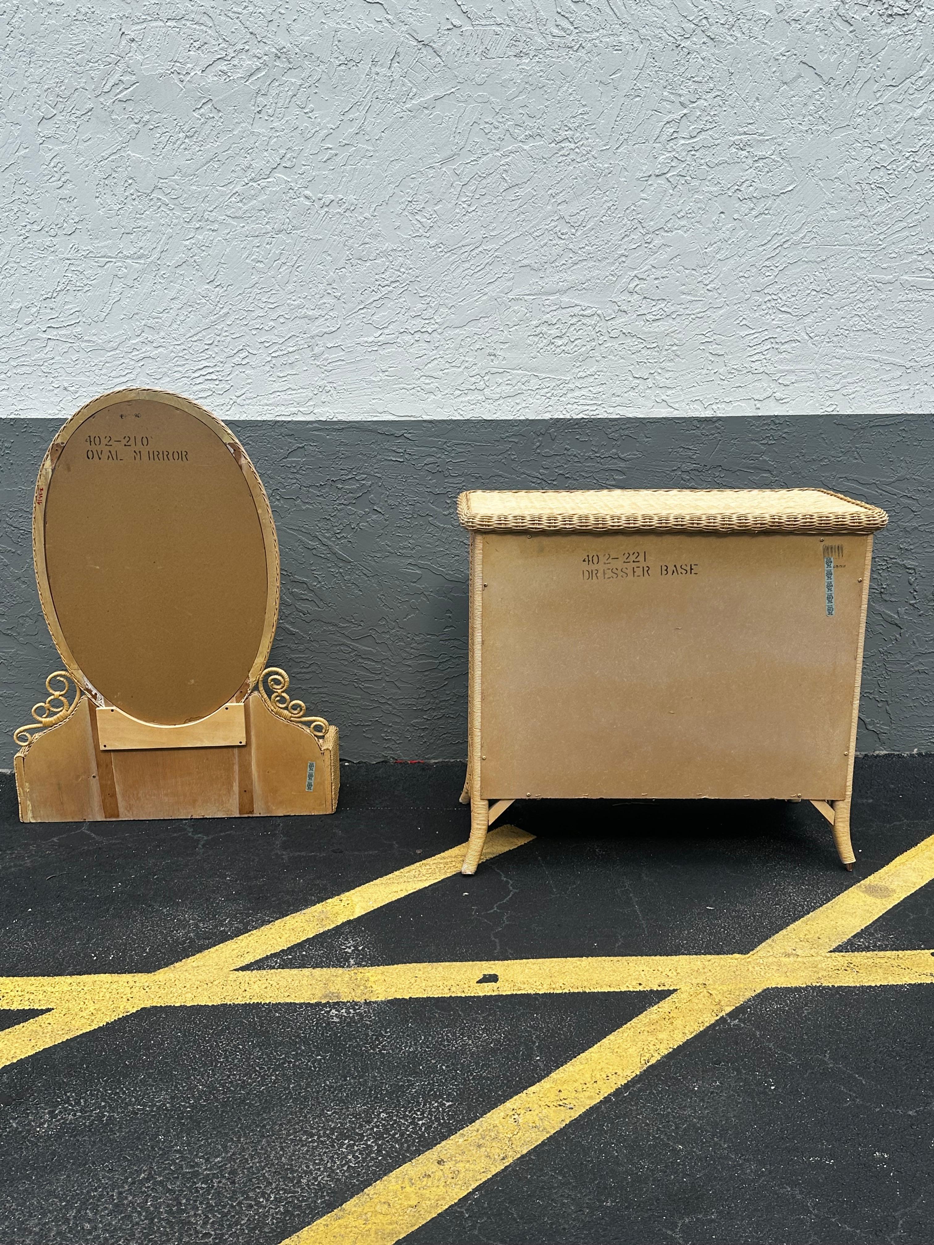 Cassettone Budji anni '80 in bambù bruciato e rattan intrecciato in vendita 5