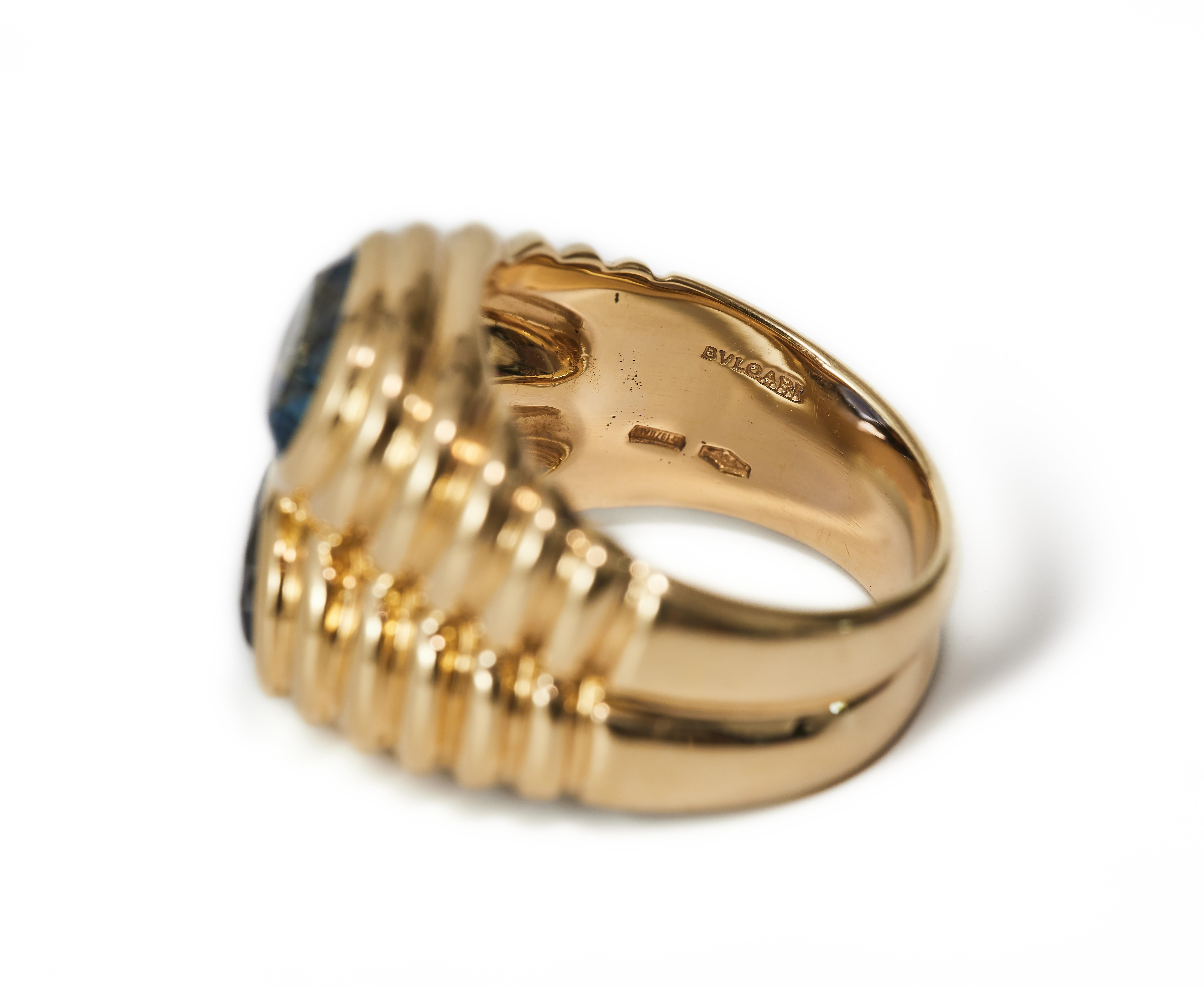 1980er Jahre Bulgari 18 Karat Gold Blautopas und Iolith Doppio Ring im Angebot 4