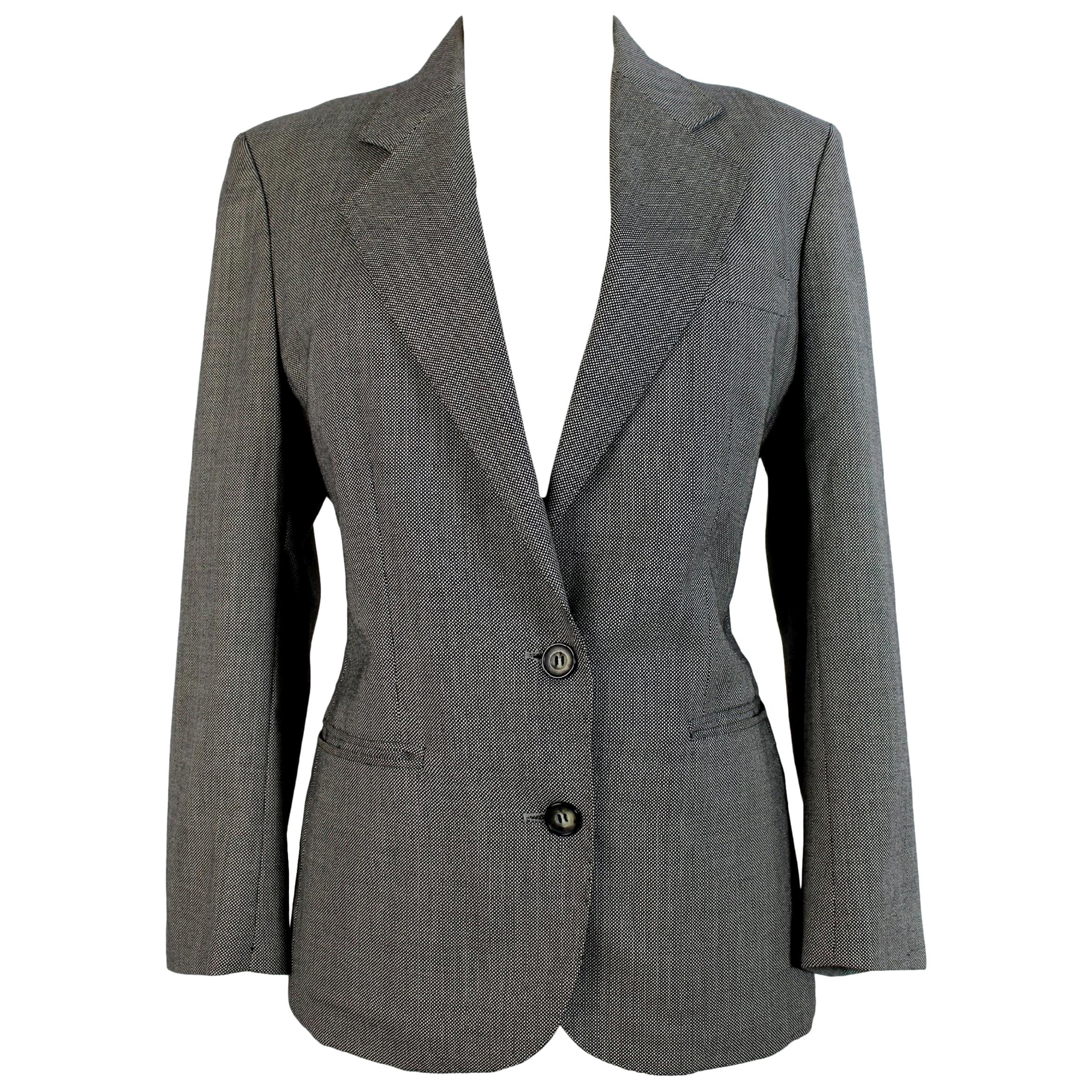 1980s Burberry Gray Houndstooth Wool Slim Fit Blazer Jacket