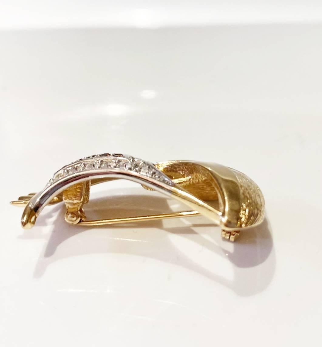 1980s Burberry Sailing Ship Pave Crystal Gold Plated Brooch Pin In Excellent Condition For Sale In London, GB