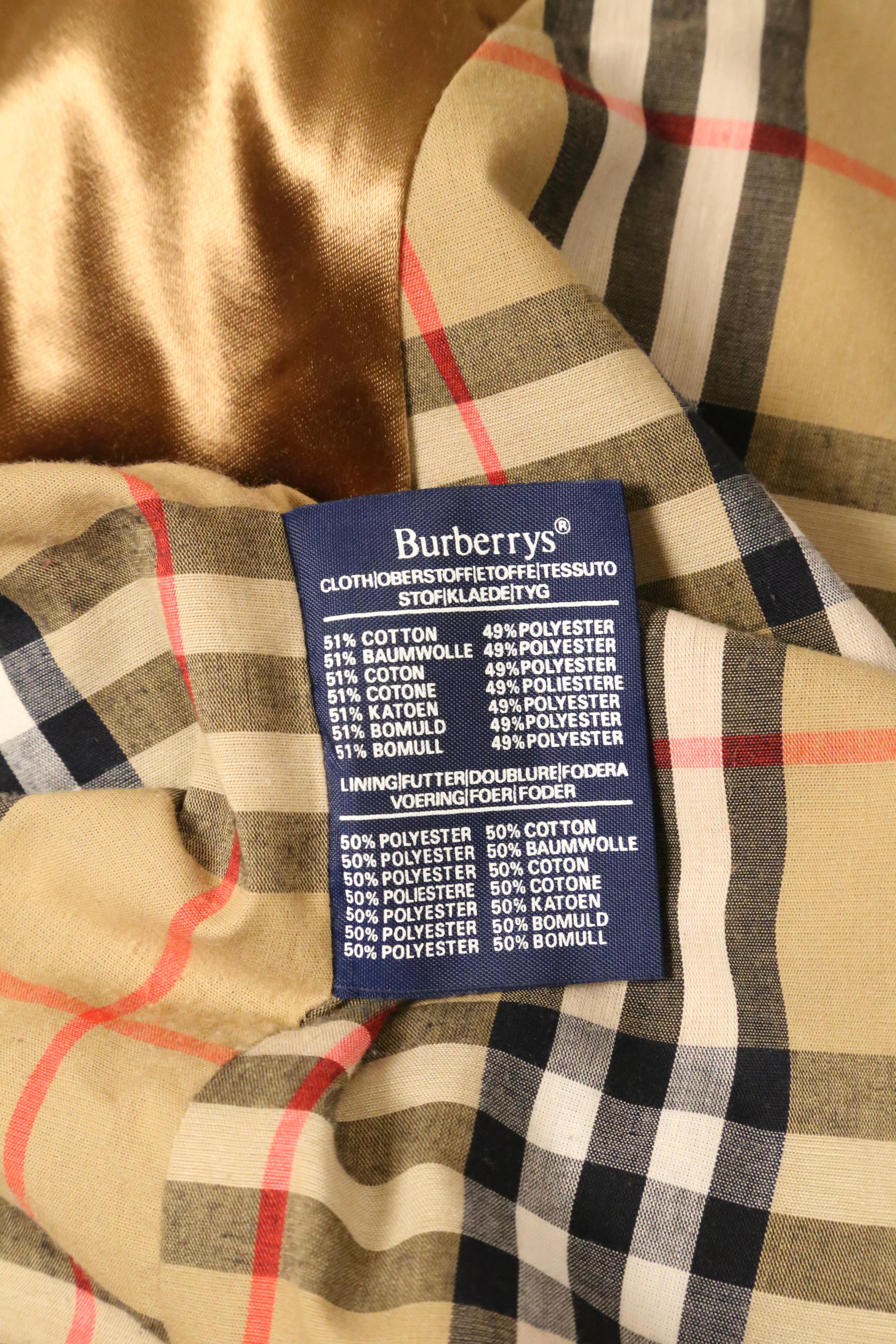 1980's BURBERRY'S classic tan trench with matching nova check cashmere scarf For Sale 8