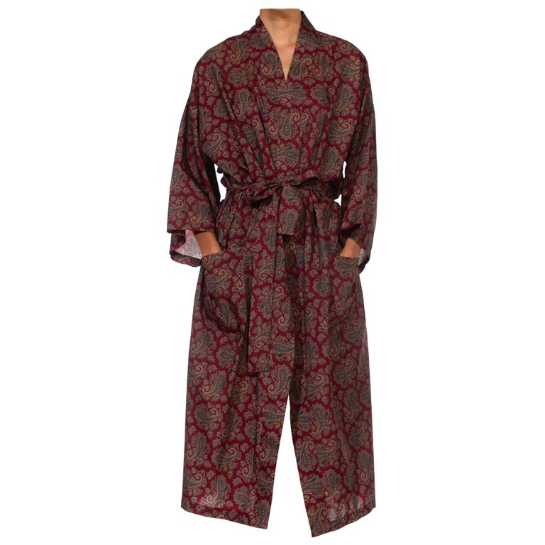 1980S Burgundy Paisley Polyester Men's Robe at 1stDibs | paisley robe,  burgundy robe mens