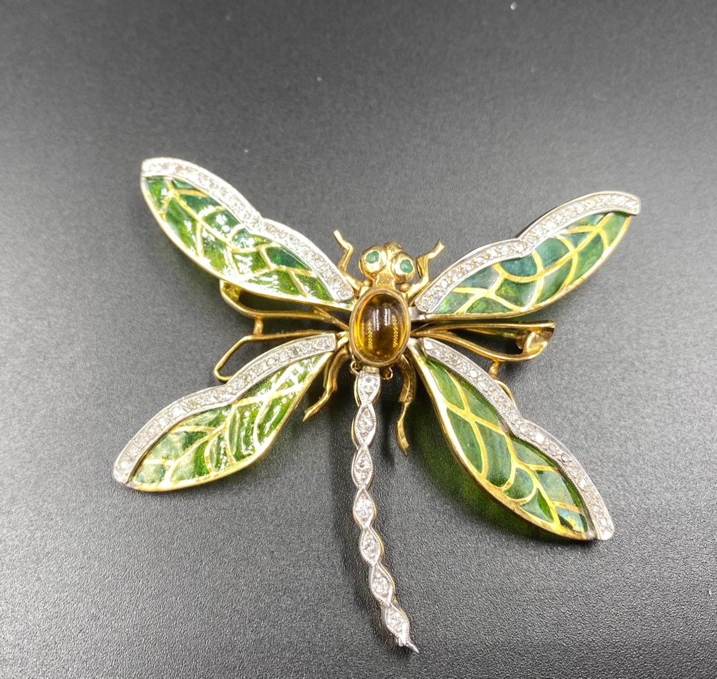 Emerald Cut [?]1980s Butterfly Emerald and Citrine Gold Antique Brooch, 18 Karat Gold For Sale