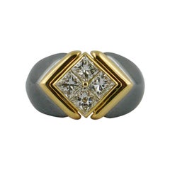 1980s Bvlgari Hematite Yellow Gold and Diamond Ring