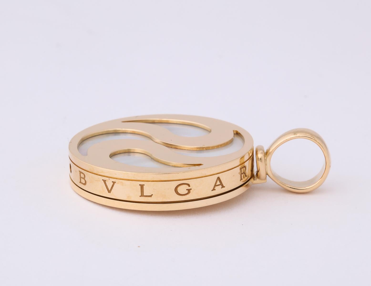 1980s Bvlgari Spinning Mother of Pearl and Gold Ying Yang Pendant 5