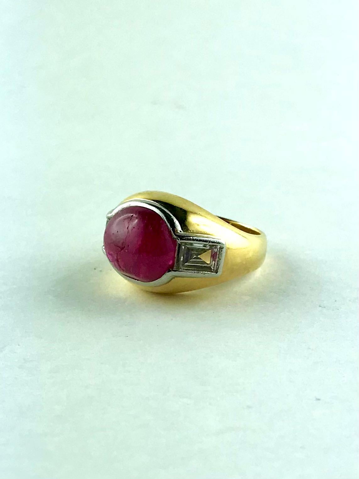 Mixed Cut 1980’s Bvlgari Yellow Gold Ruby and Diamond Ring For Sale