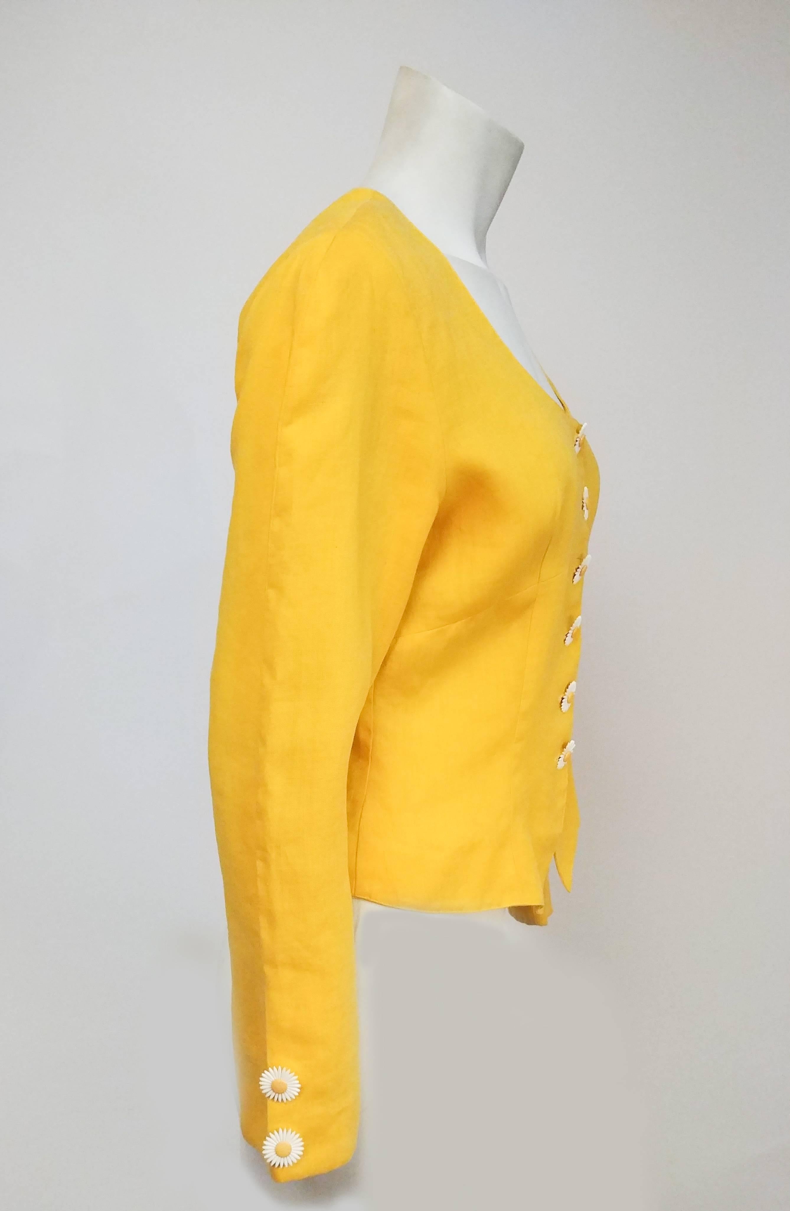 Cacharel Daisy Yellow Linen Top, 1980s  In Good Condition For Sale In San Francisco, CA