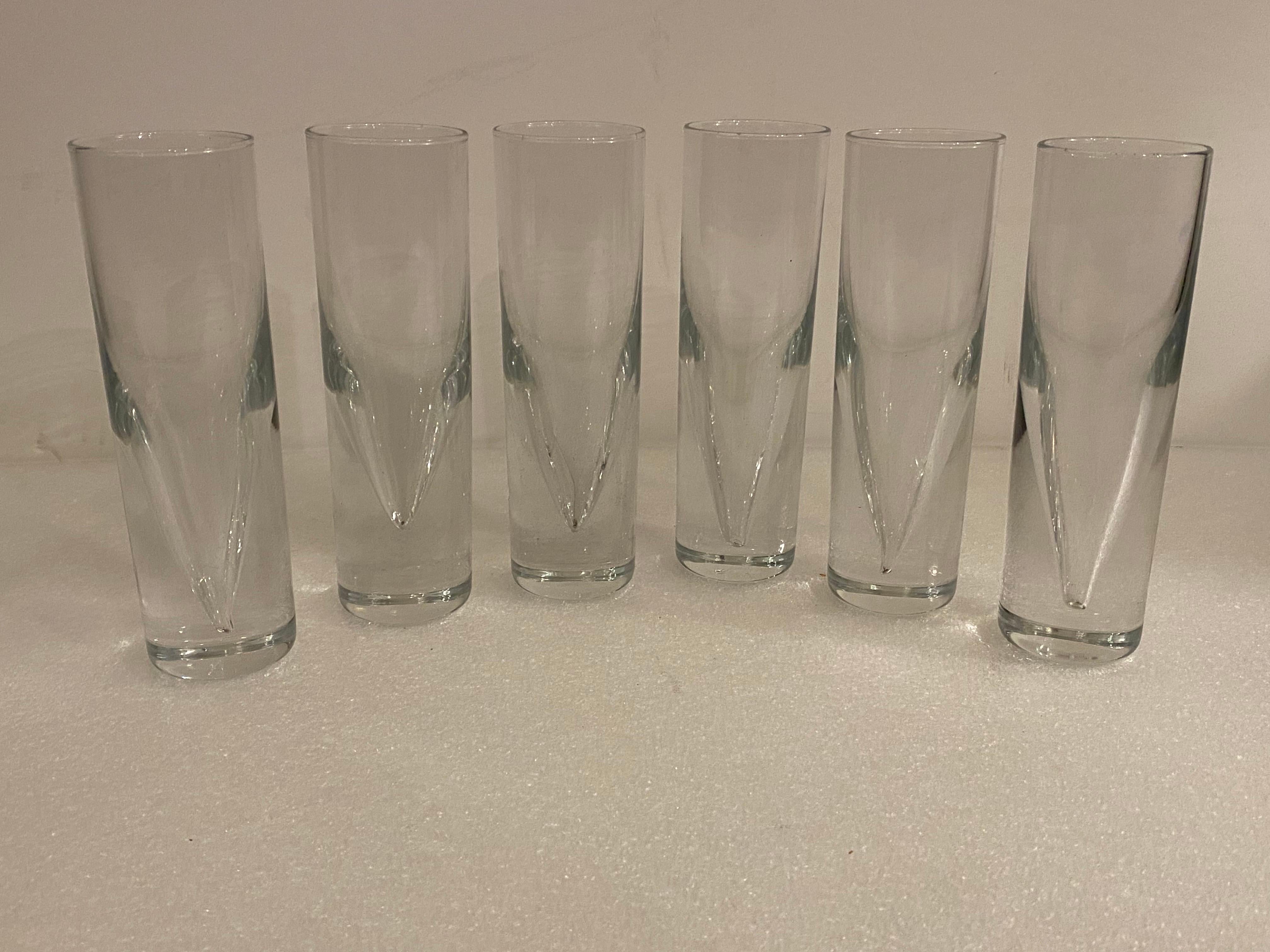 1980's Carlo Moretti 7 Piece Bullet Drink Set  In Good Condition For Sale In Philadelphia, PA