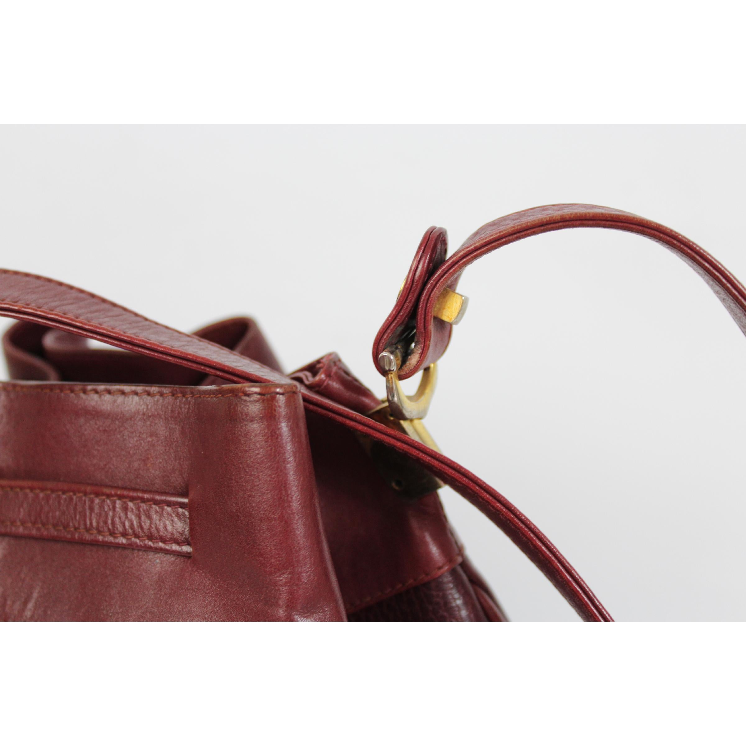 1980s Cartier Burgundy Leather Vintage Shoulder Bag Bucket  In Excellent Condition In Brindisi, Bt