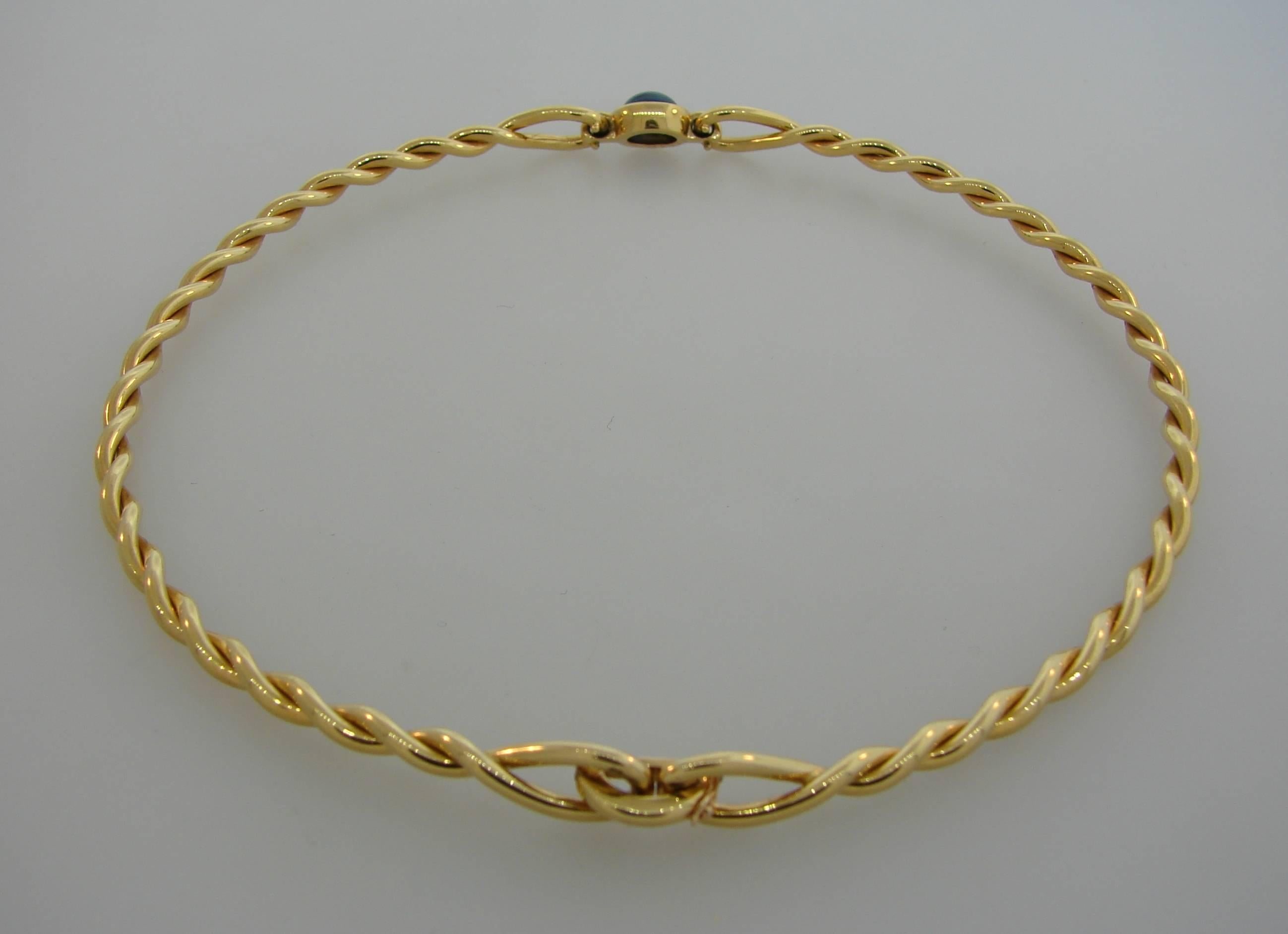 1980s Cartier Sapphire Yellow Gold Choker Necklace In Excellent Condition In Beverly Hills, CA