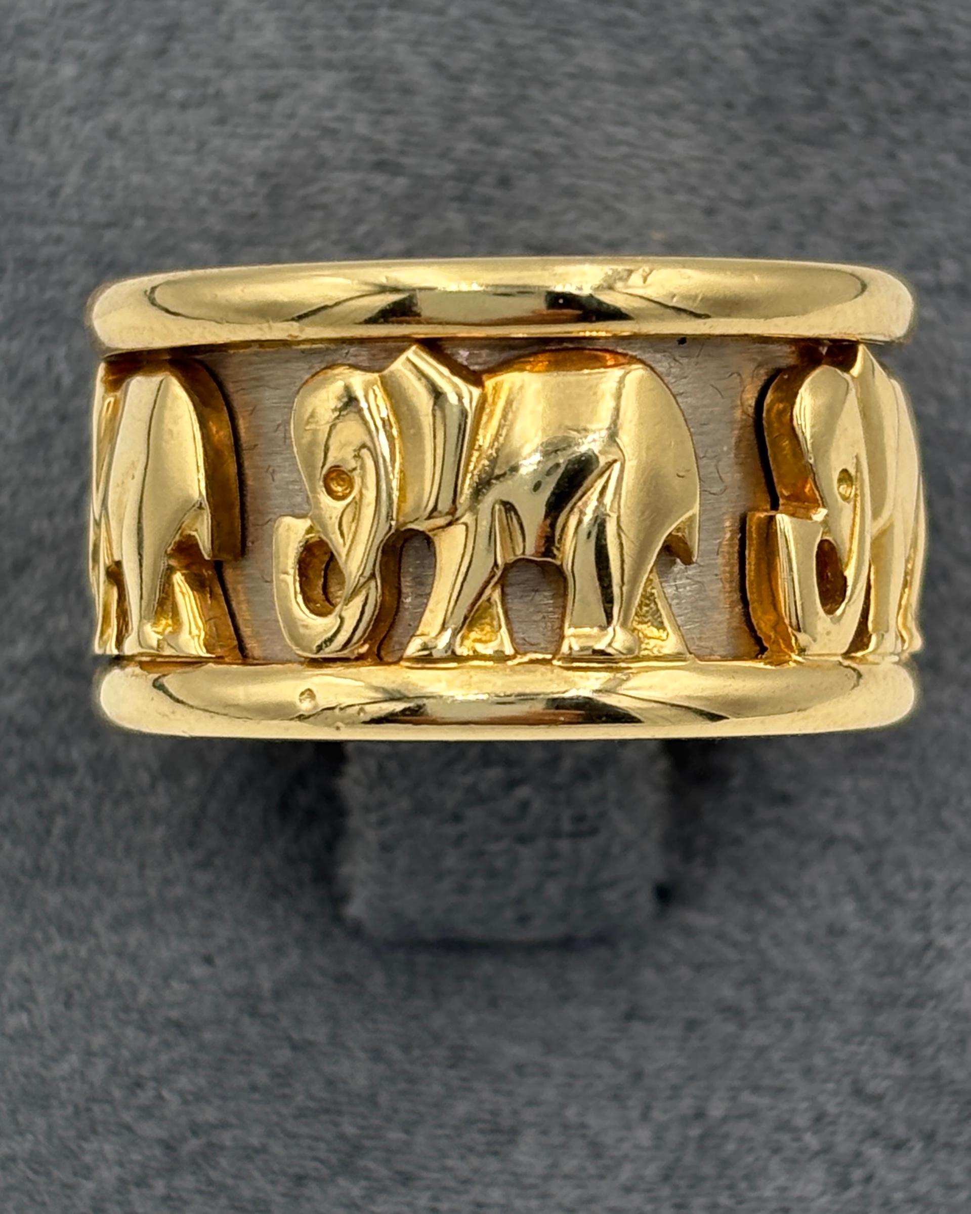 Bague éléphant en or blanc et jaune de Cartier des années 1980 en vente 4