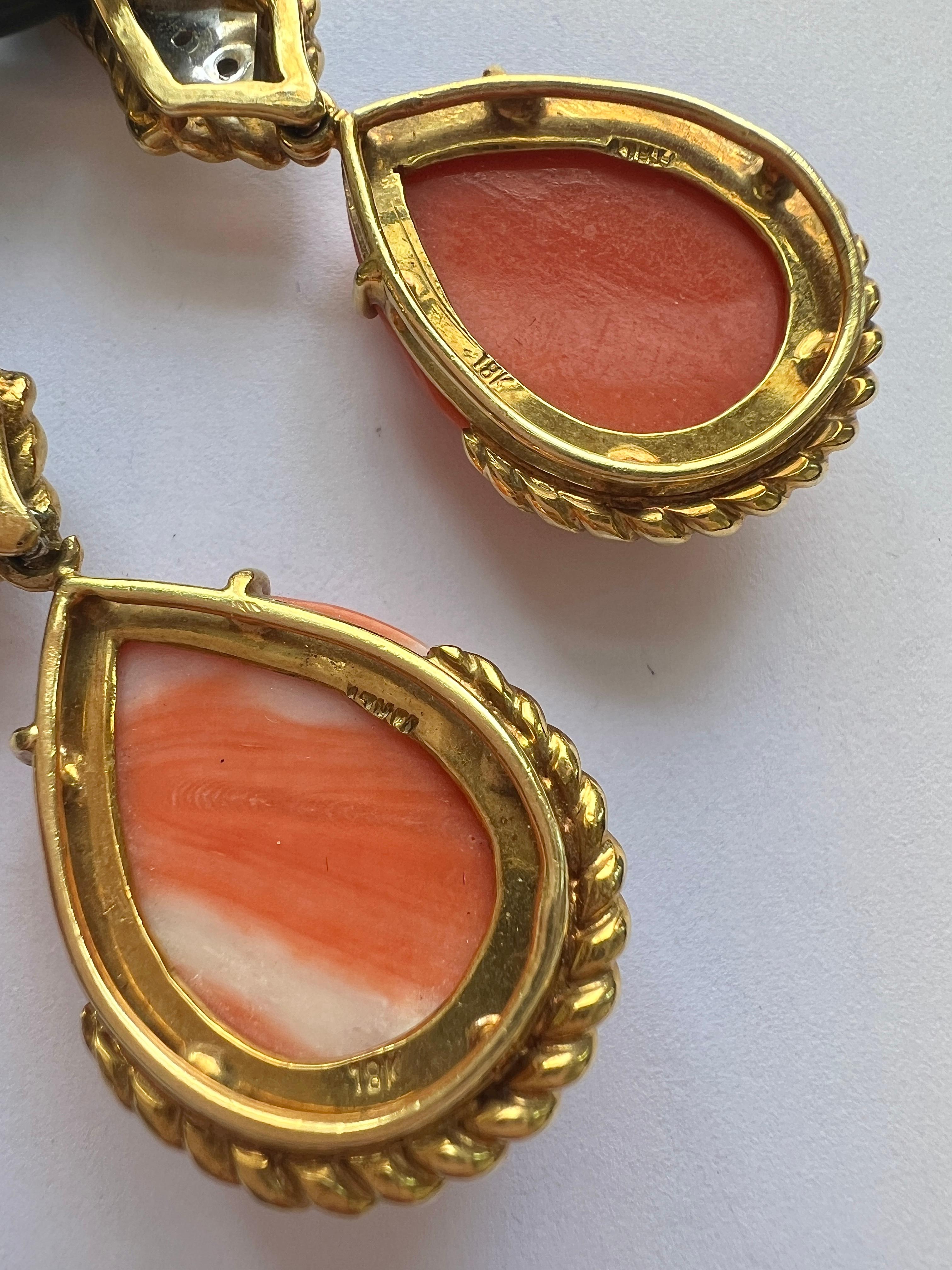 1980s Carved Coral Diamond Onyx Gold Drop Earrings For Sale 2
